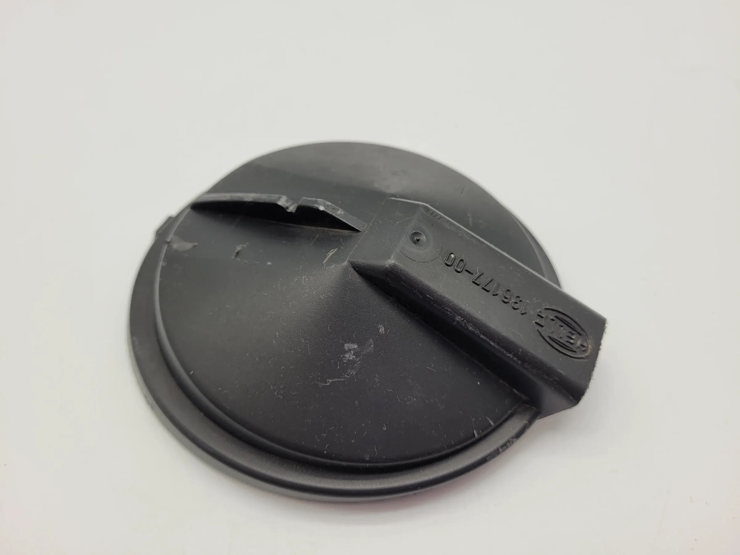 Original Audi Audi 80/ Coupe/Cabrio Typ 89 Scheinwerfer Deckel Kappe 136177-00