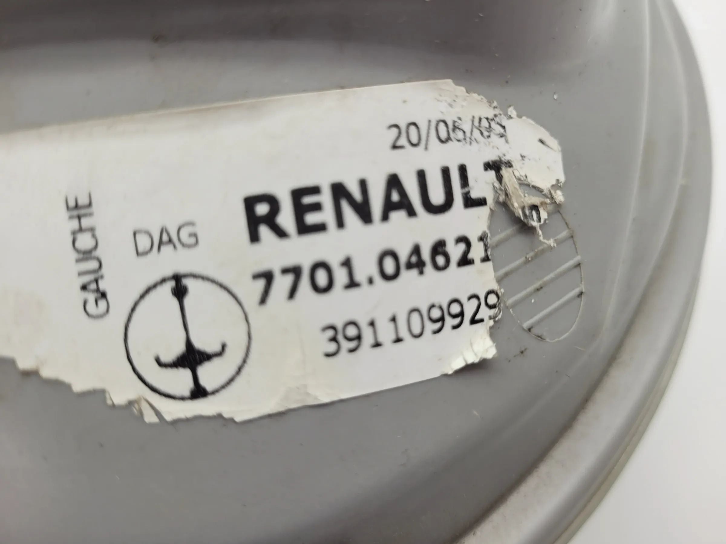 Original Renault Twingo I 1 (C06) Scheinwerfer Links (Glas) 7701046215