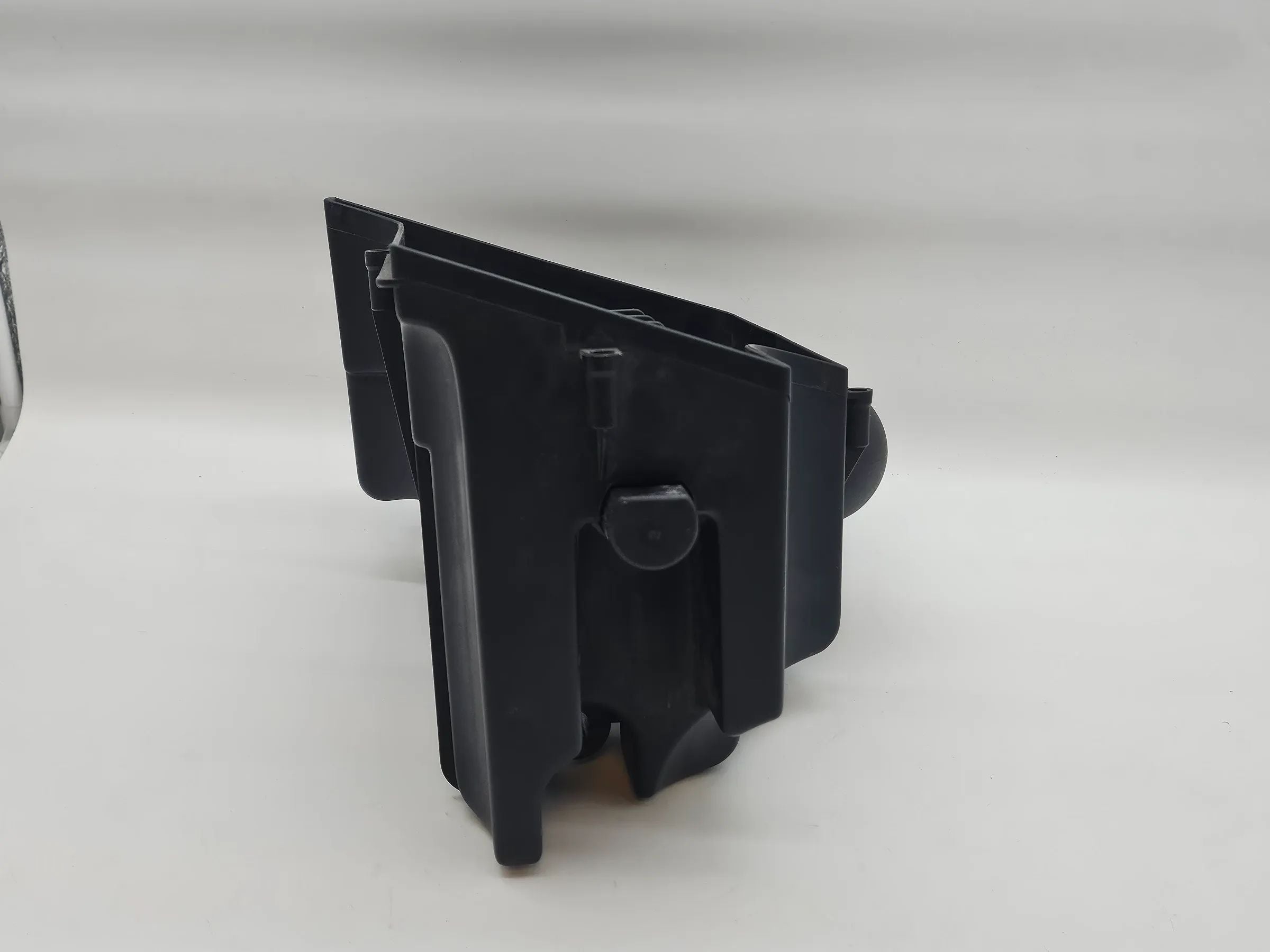 Original Mercedes-Benz A 160 W168  Unterteil Luftfilterkasten A1660940001