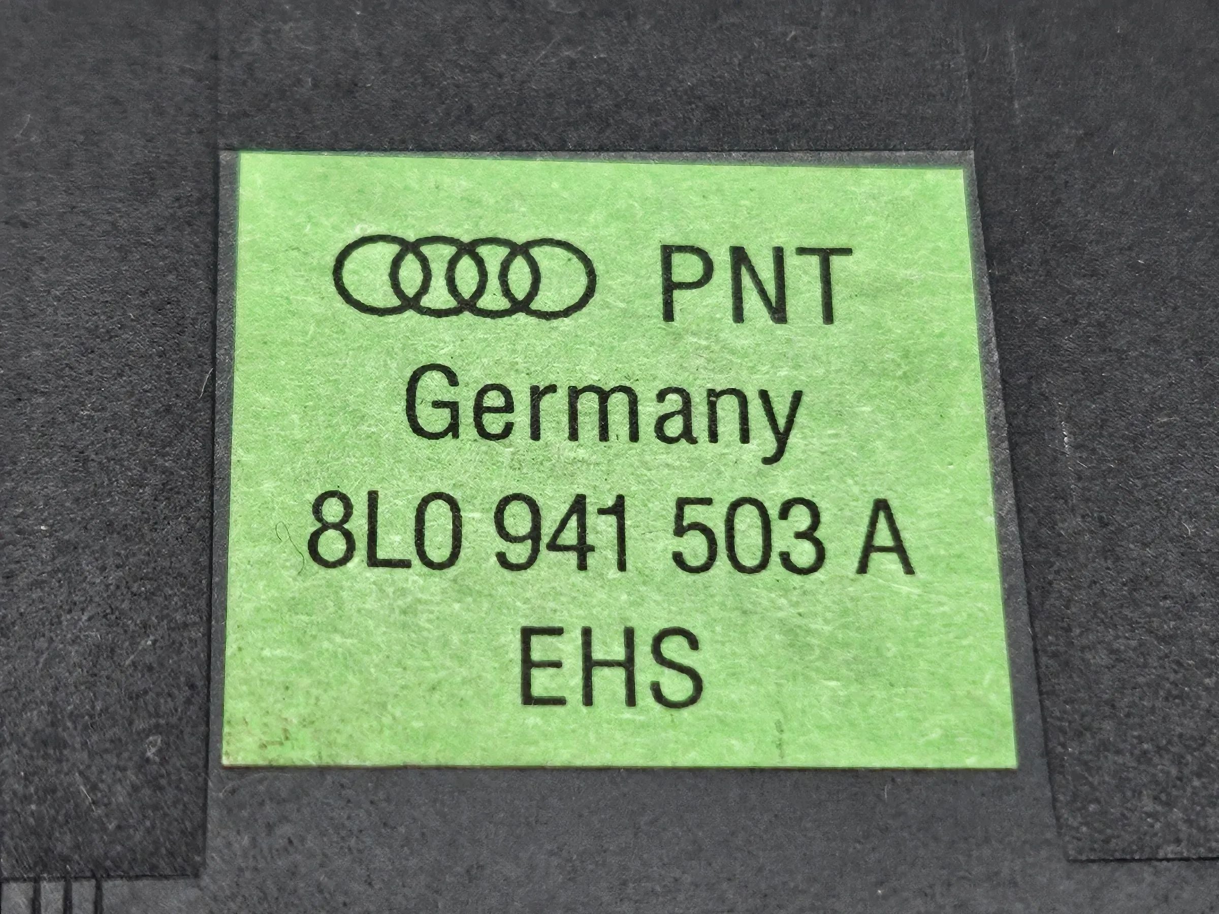 Audi A3 8L1 Schalter Heckscheibenheizung 8L0941503A