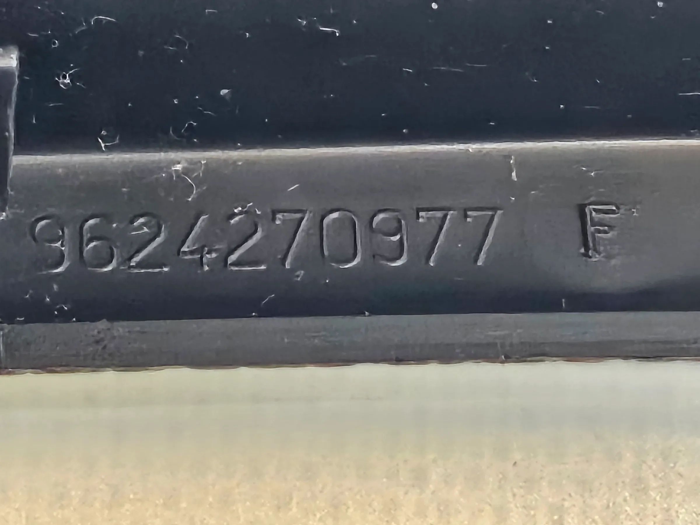 Peugeot 206 CC Garniture Intérieure Boîte de Rangement 9624270977