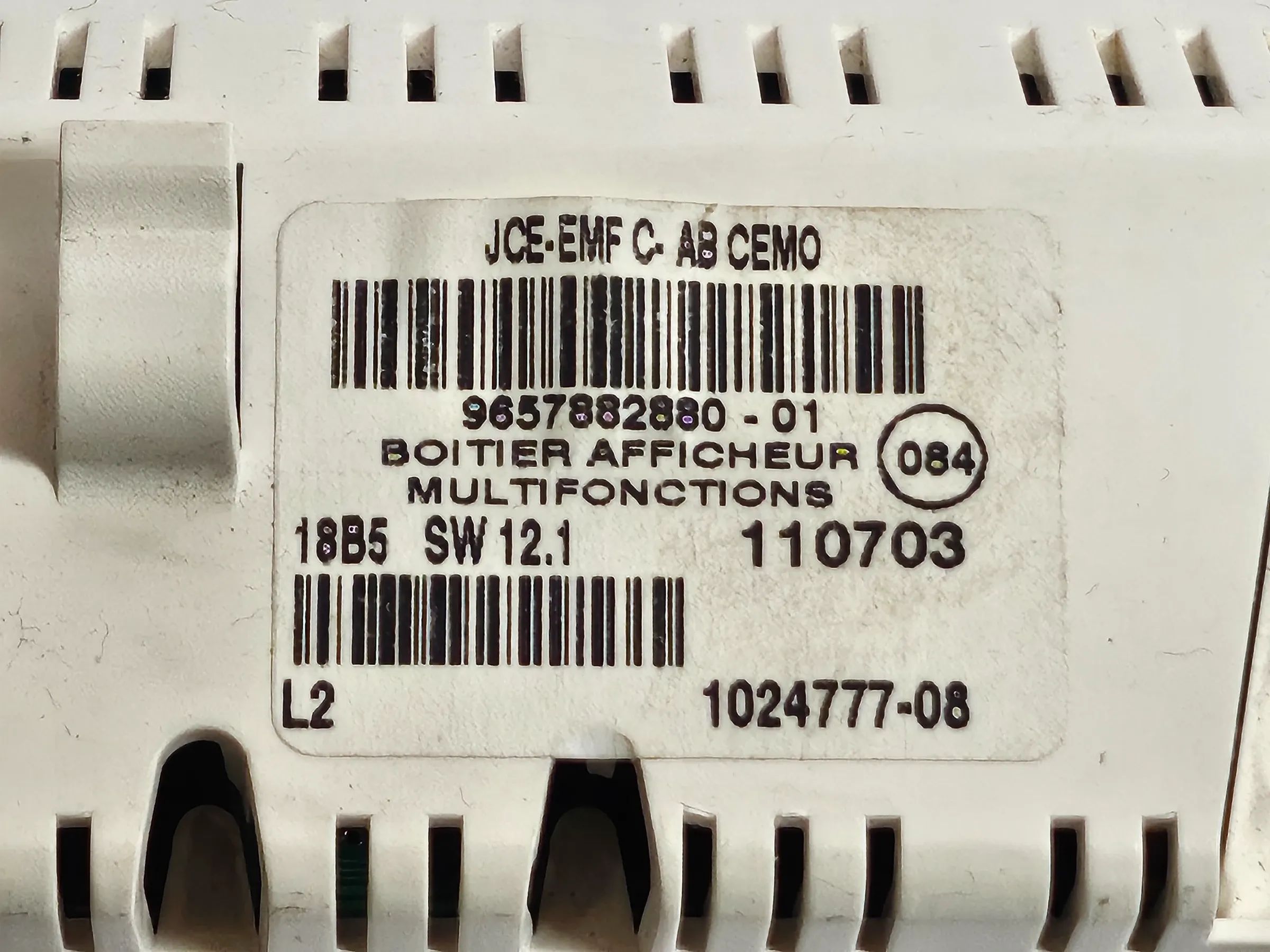 Original Citroen C4  BJ05 Display Bordcomputer  9657882880