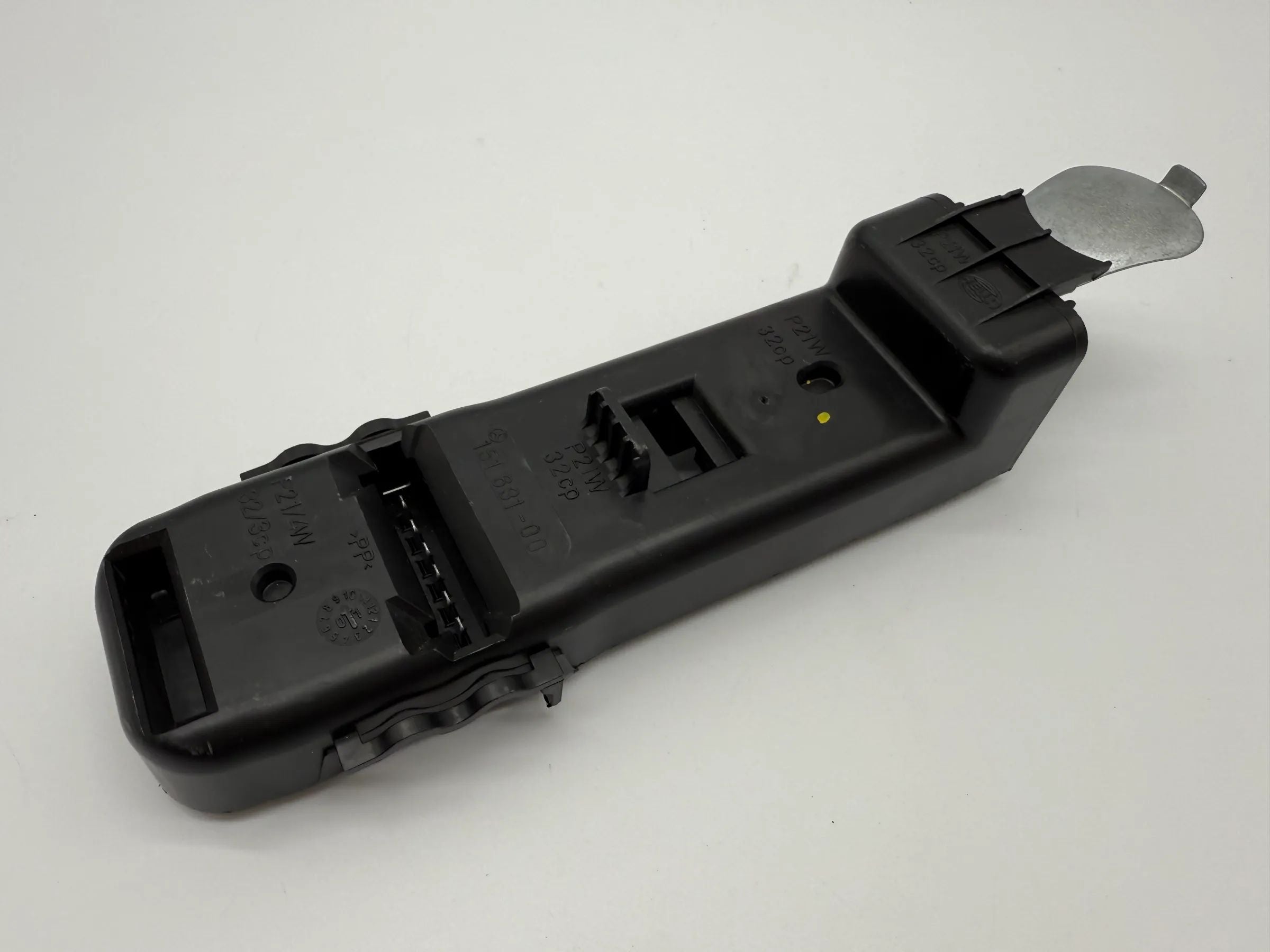 Support de feu arrière Mercedes-Benz Classe C Coupé CL203 15163300 / 15163100
