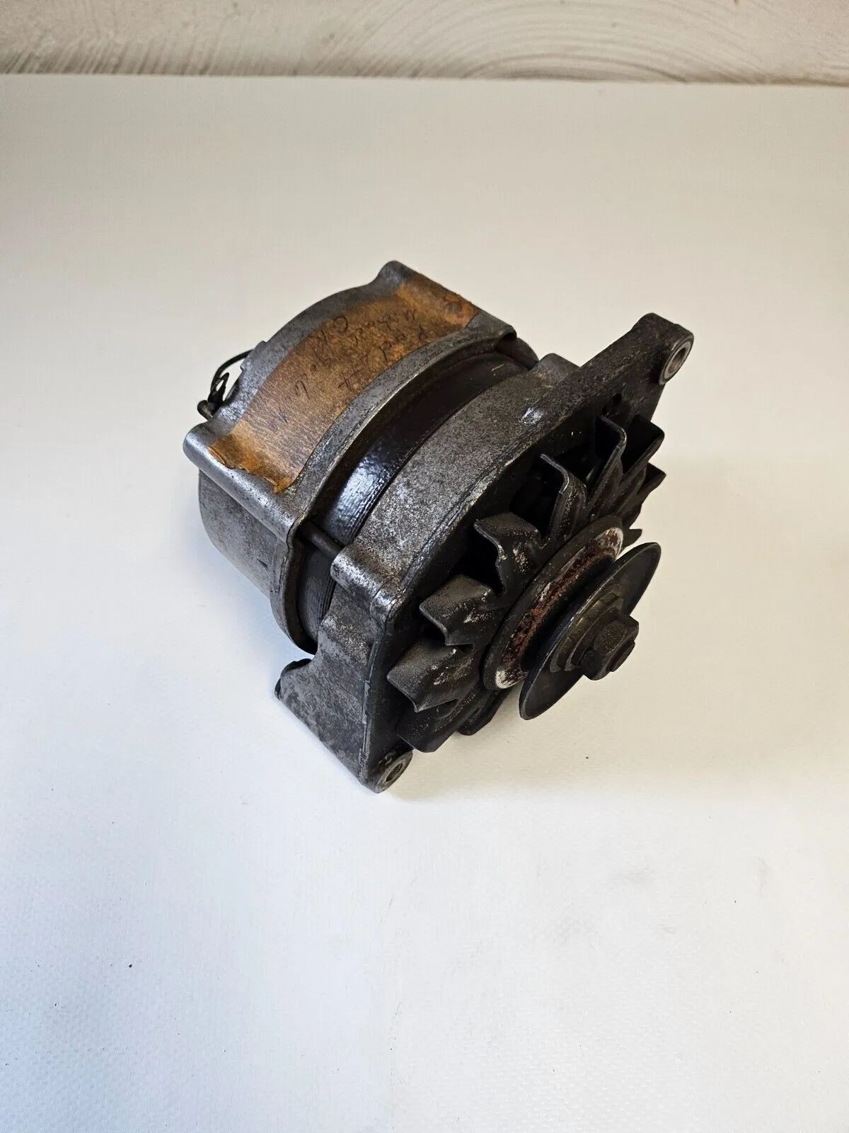 orig. Lichtmaschine Bosch Drehstromgenerator 0120489116 Generator  Opel 14V 45A