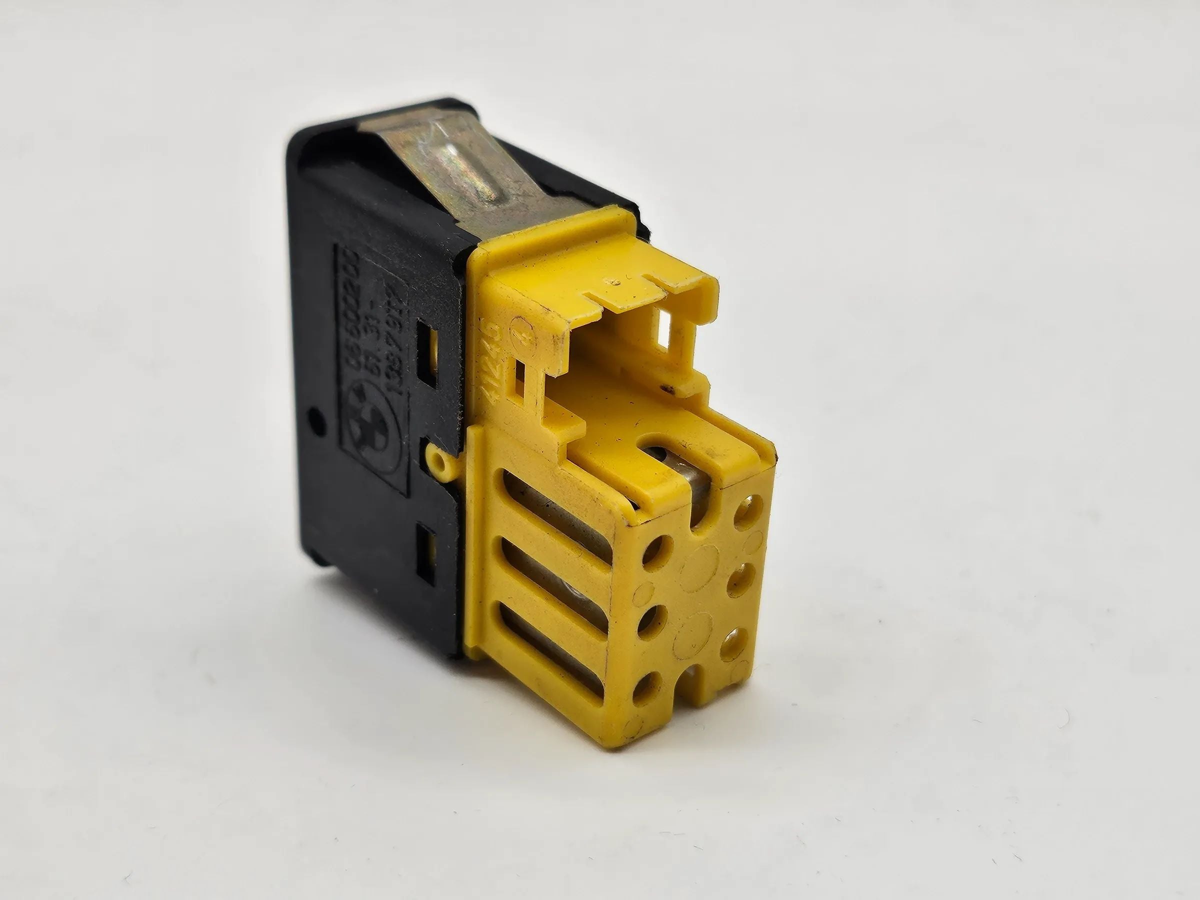 Оригинальная кнопка подогрева сидений BMW Е36 61.31-1387917