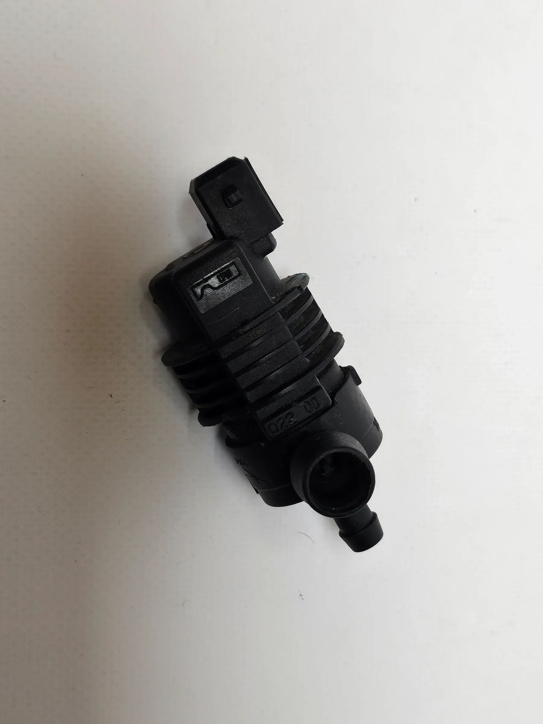 BMW 3er E36 E46 5er E39 7er E38 E65 E66 X5 E53 Valvola di sfiato serbatoio 1433602