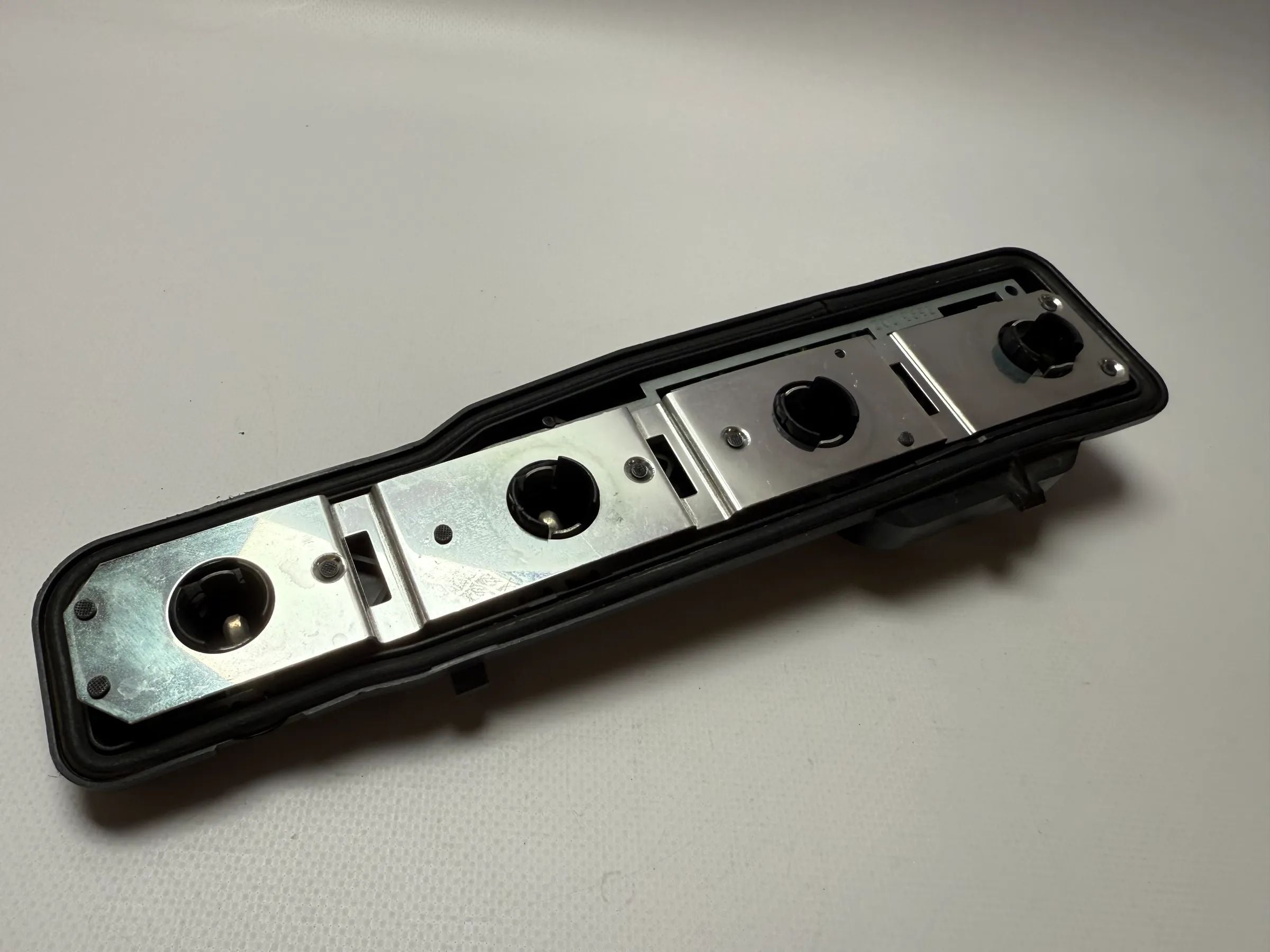 Original Astra G lamp holder rear light rear right 393.204 