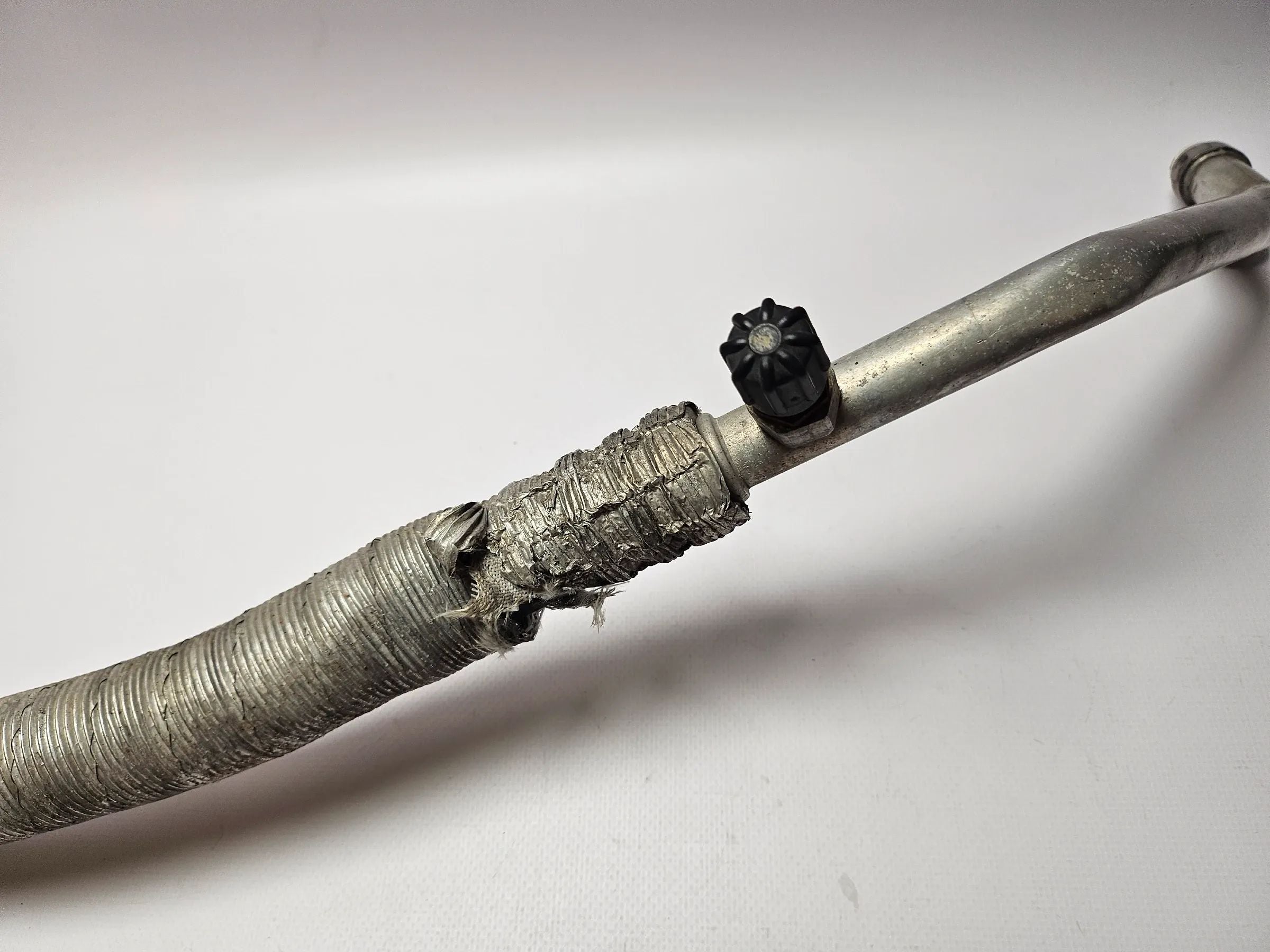 Original BMW X5 E53 Klimaleitung Klimaschlauch Niederdruckleitung 8377073