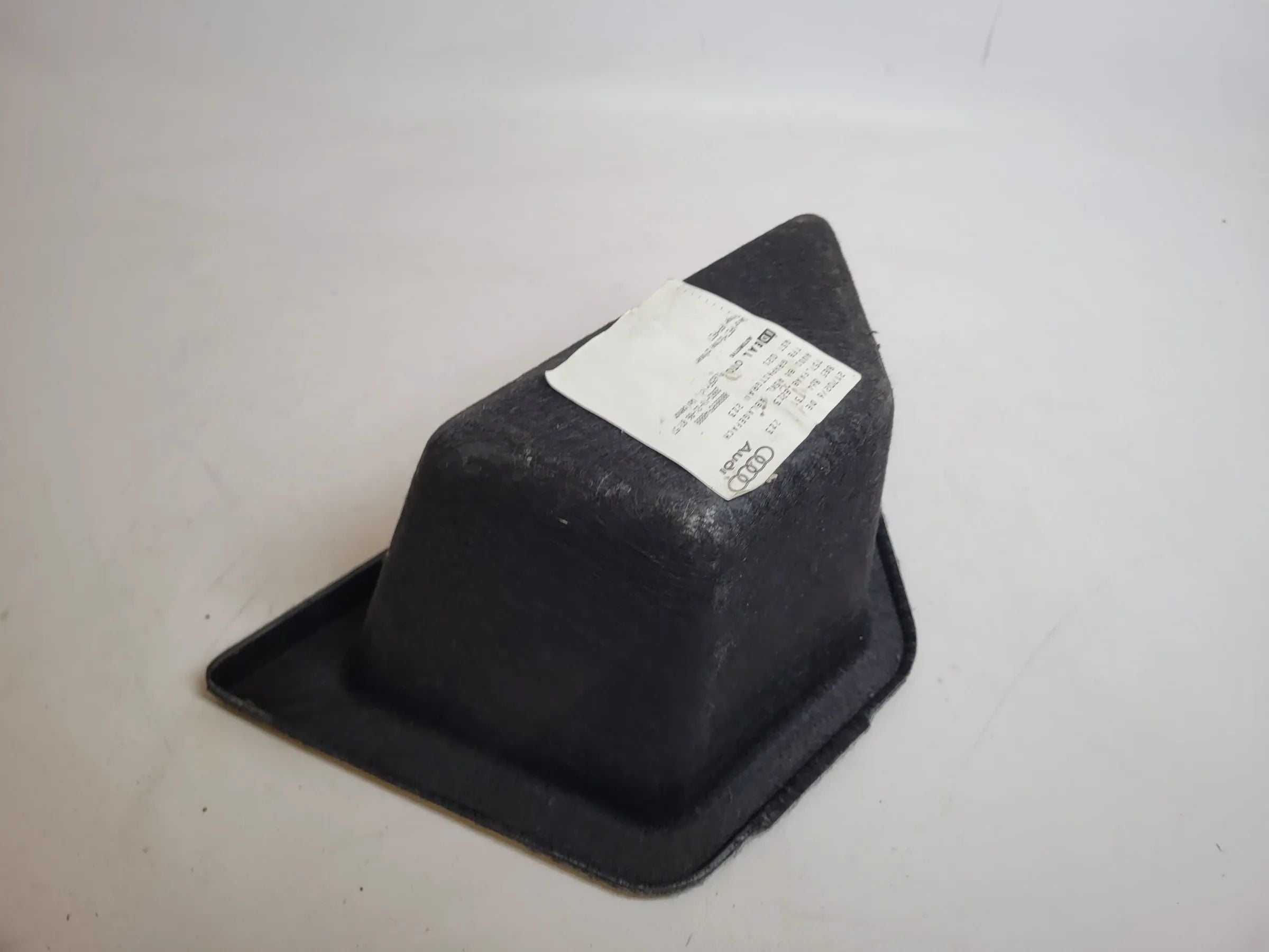 Audi A4 8E/B6/B7 Kofferraum Abdeckung Ablagefach 8E5864131 Original