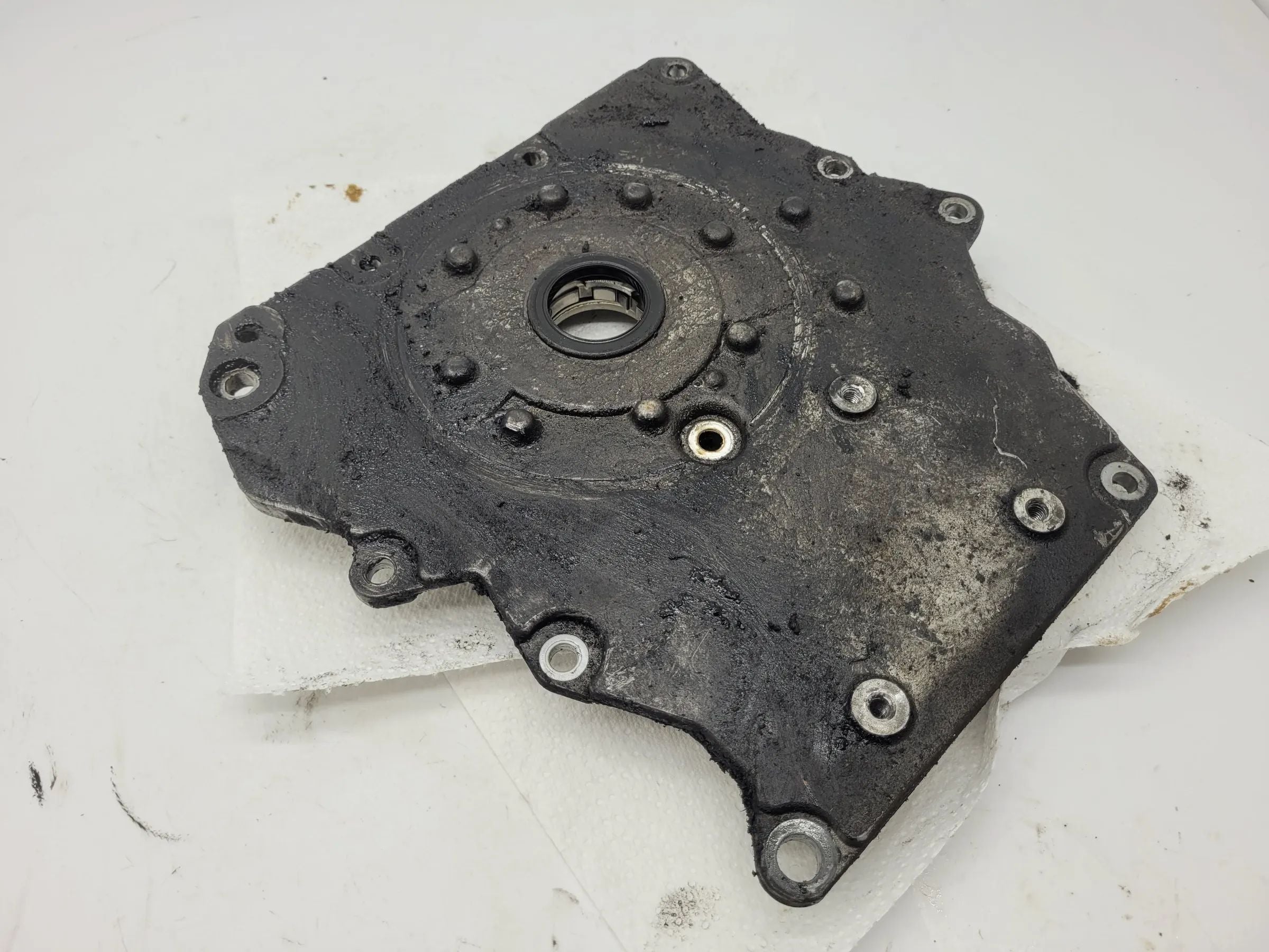 Original Mini One (R50/R53) Ölpumpe Deckel 04777838AA / 04693103AA
