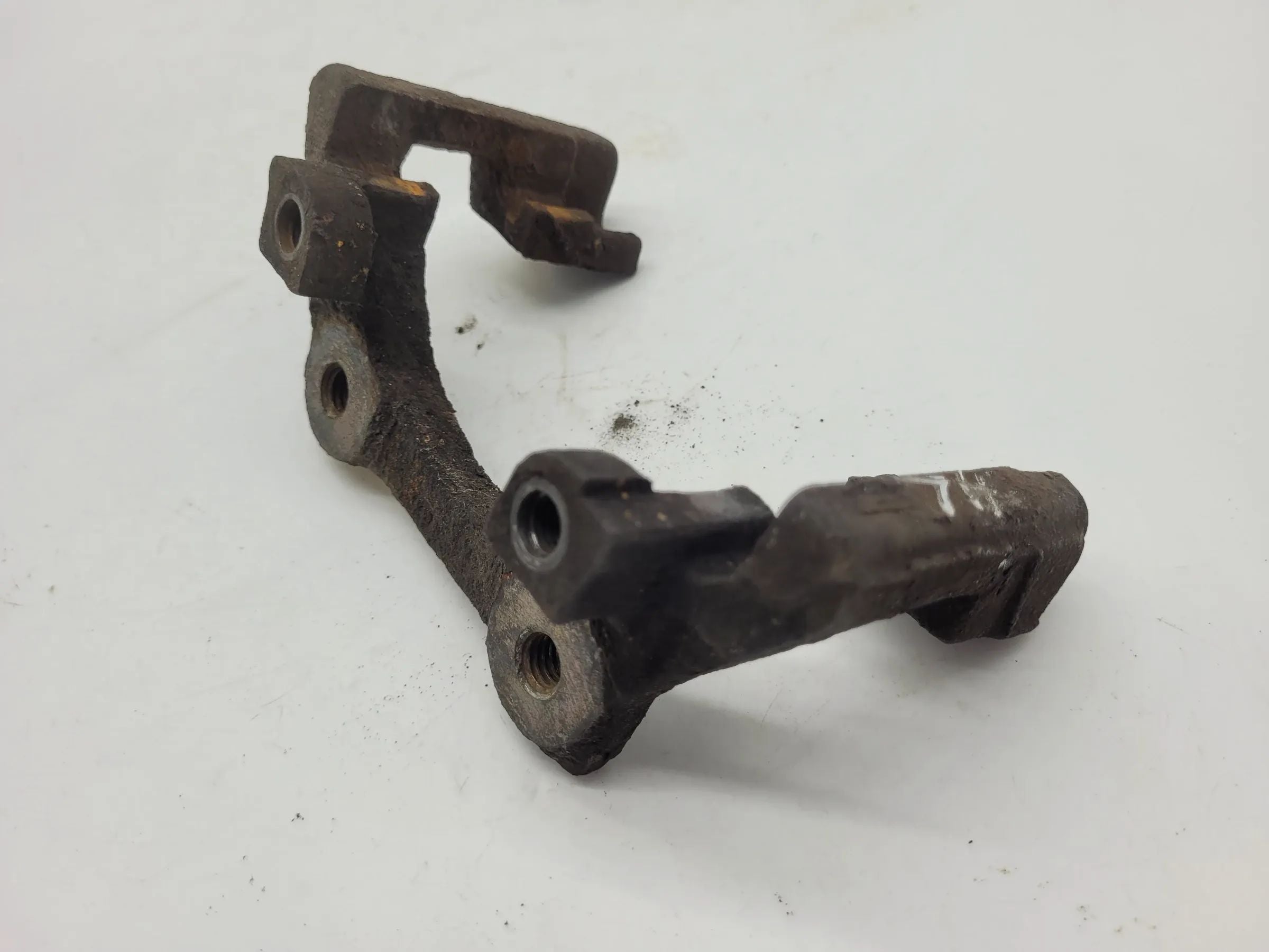 Original BMW 5er Touring E39 Bremssattel Halter L/R 4299457