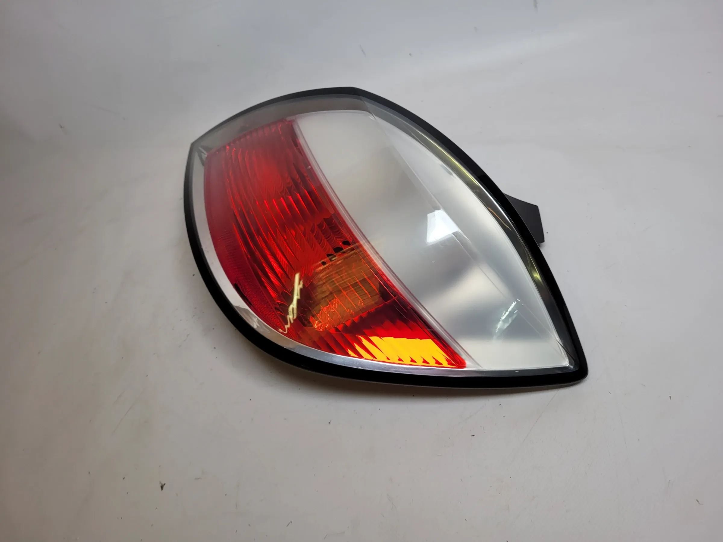Original Opel Astra H (A04) Rückleuchte Rechts 24451837