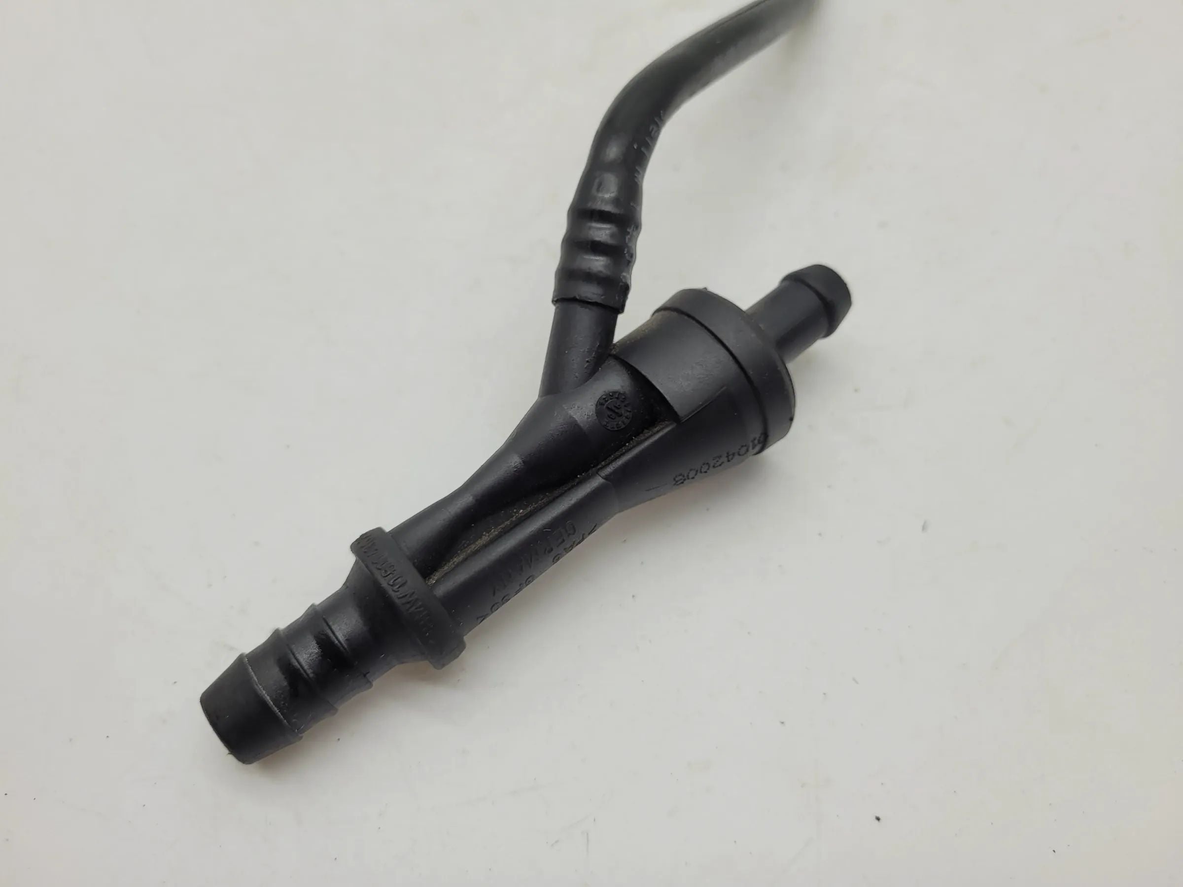 BMW 5/7 E38/E39 Entlüftungsleitung Unterdruck Stück 1436204 Original