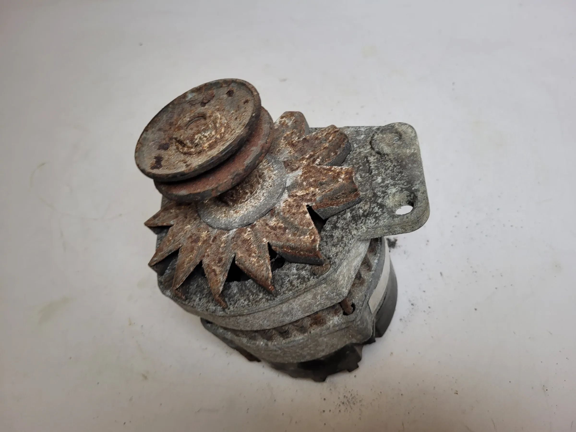 Original VW/Seat Passat/Polo/Golf Lichtmaschine 2940309