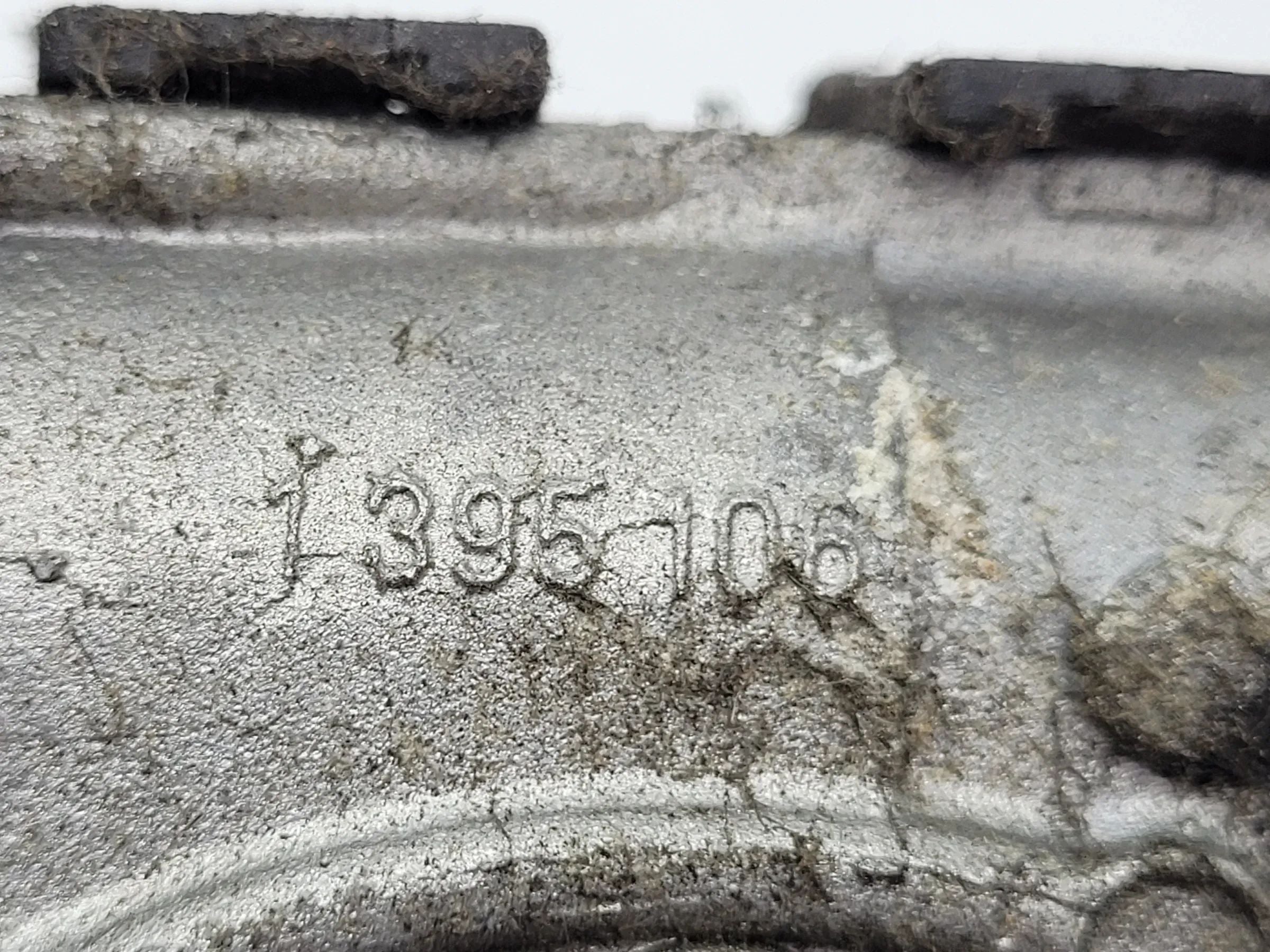 Original Mercedes-Benz E-Klasse (W210) Wischermotor Vorne 0390241420