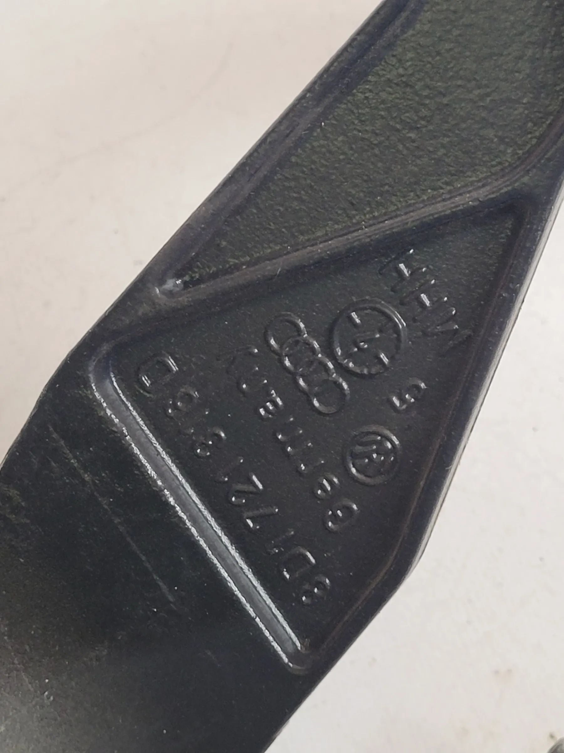 Audi A4 B5 Pedalerie / Pedal-Satz 8D1721117E Original