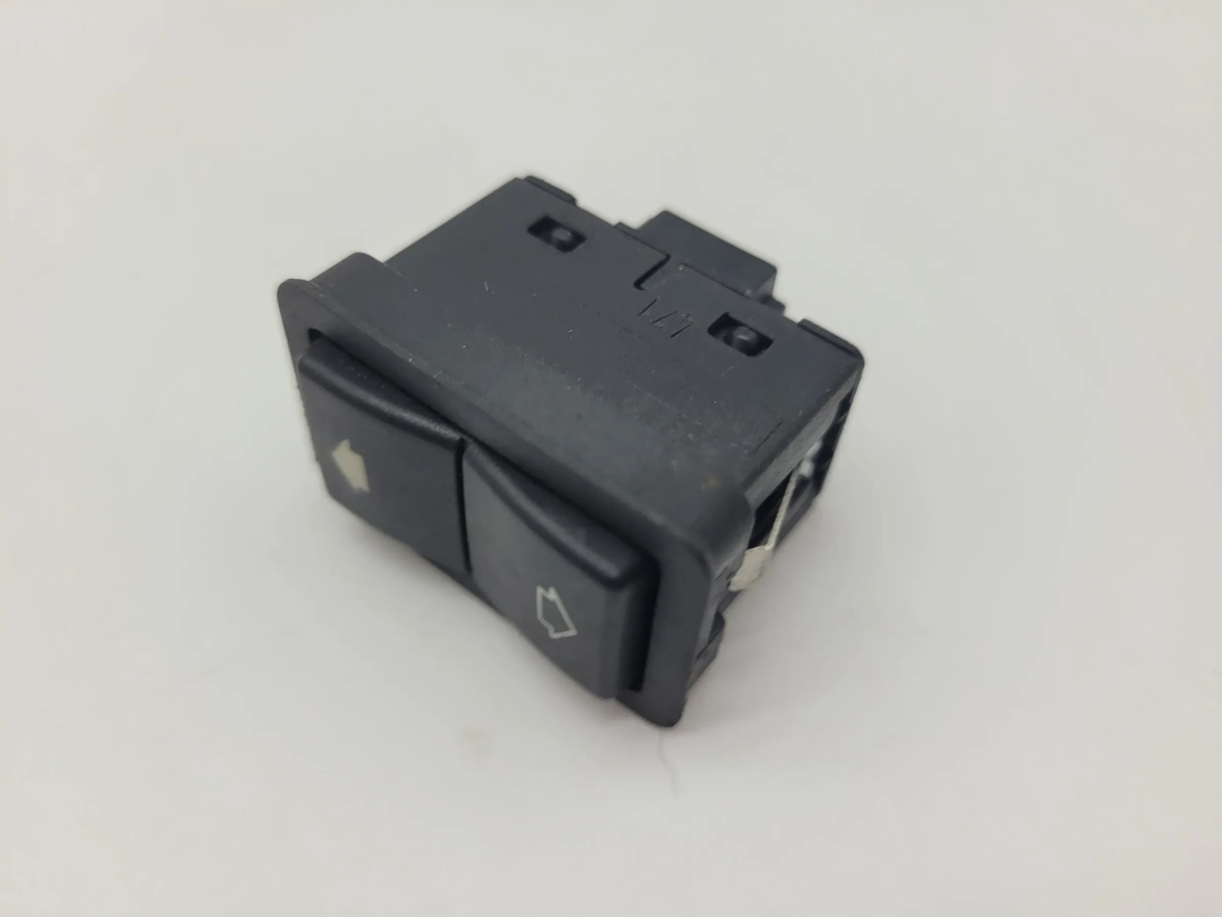 BMW 5er Touring E39 Fensterheberschalter L/R 8368974 (Original)