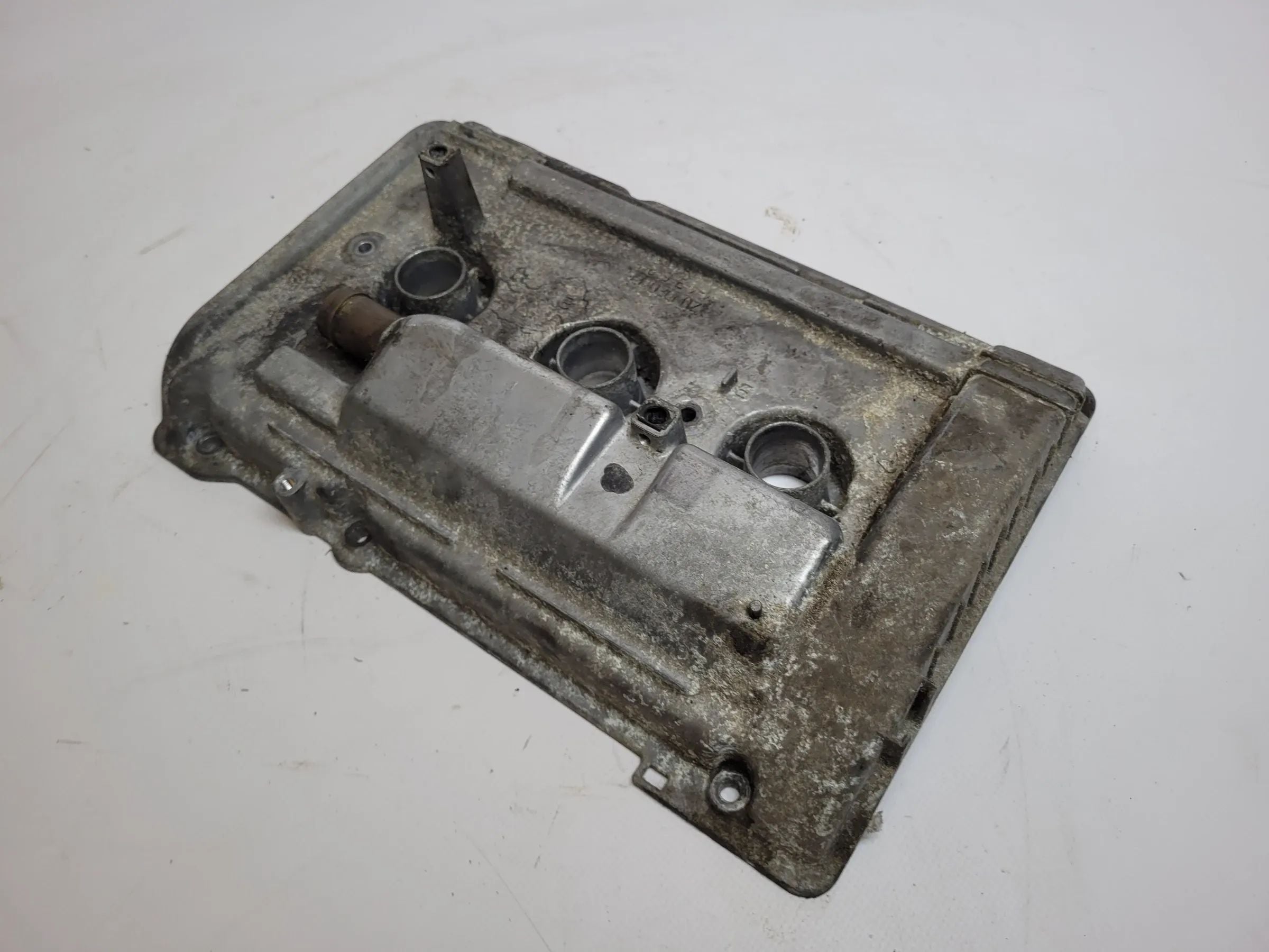 Audi A4/A6 4B/8D 2.4, 121KW Zylinderkopfhaube / Ventildeckel 078103472L Original