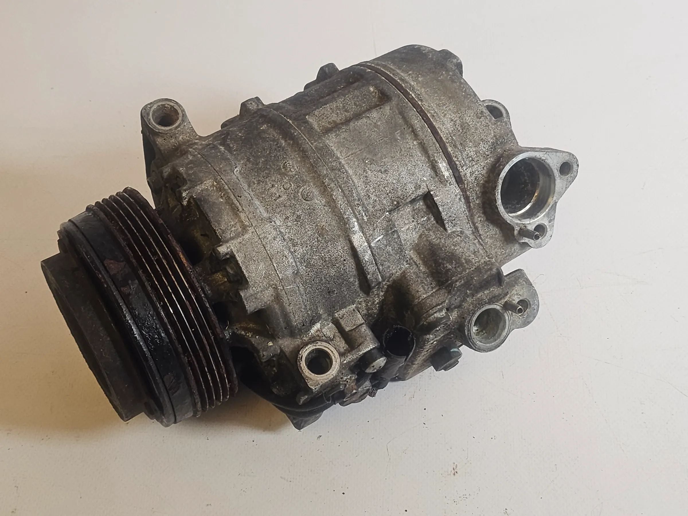 BMW 3er E46 328i M52TÜ B28 193PS 8379924 Denso Klimakompressor Original