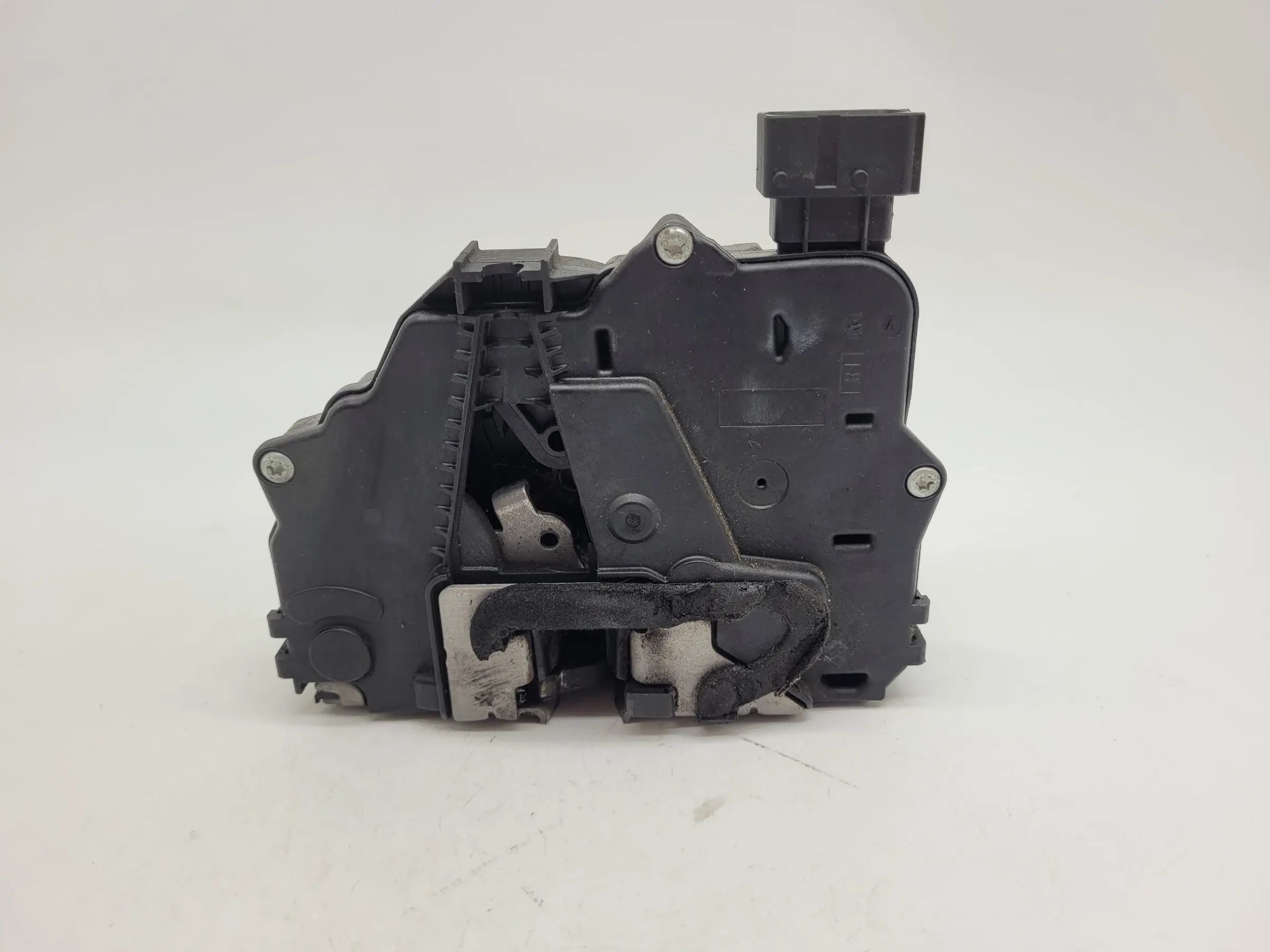 Fiat Punto Grande 199 Türschloss Vorne Rechts 55702904 (Original)