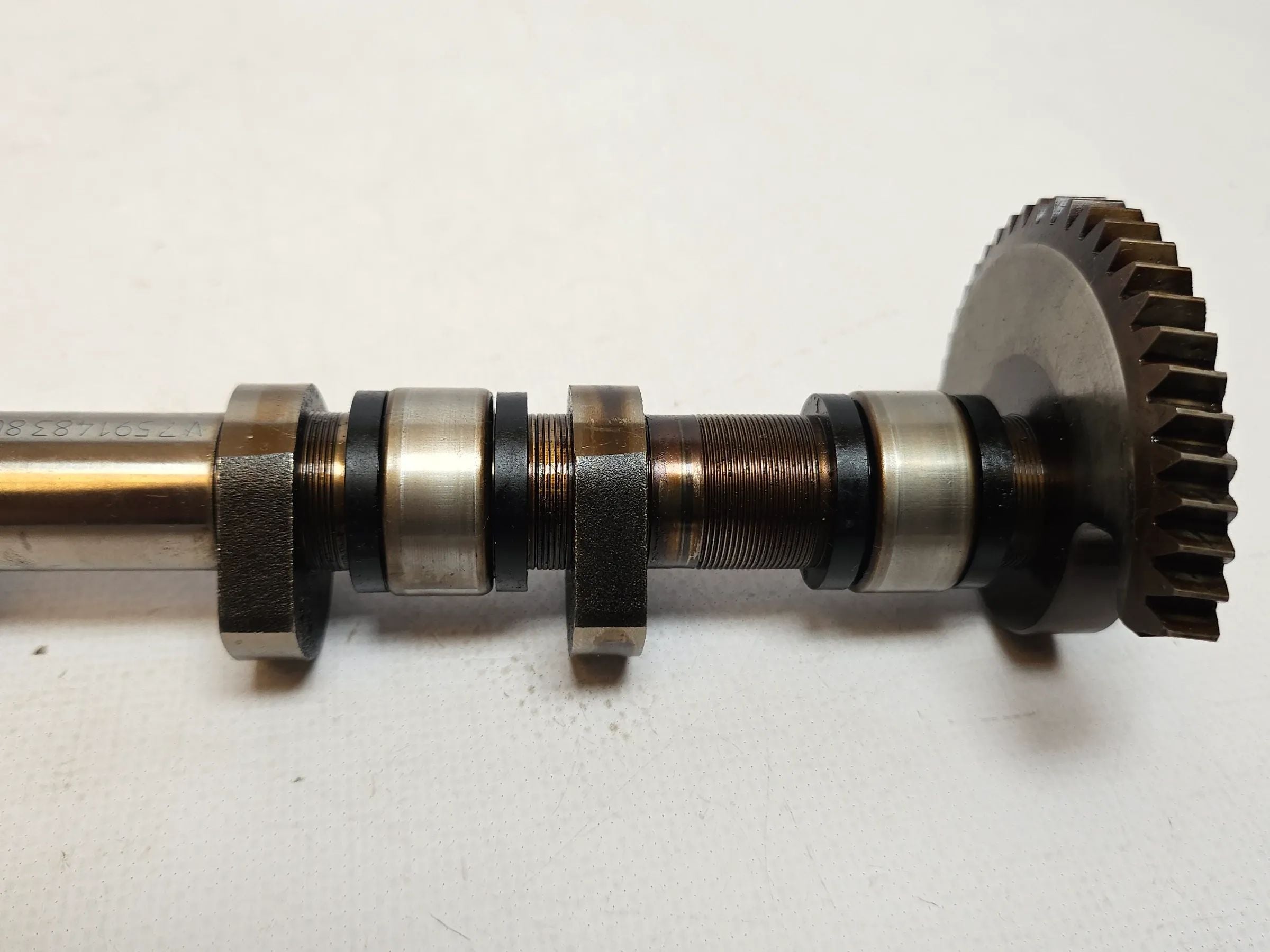 BMW F20/F21  -N13B16 1,6L - Mini R57 R56 R60 R58 Exzenterwelle V759148380-03