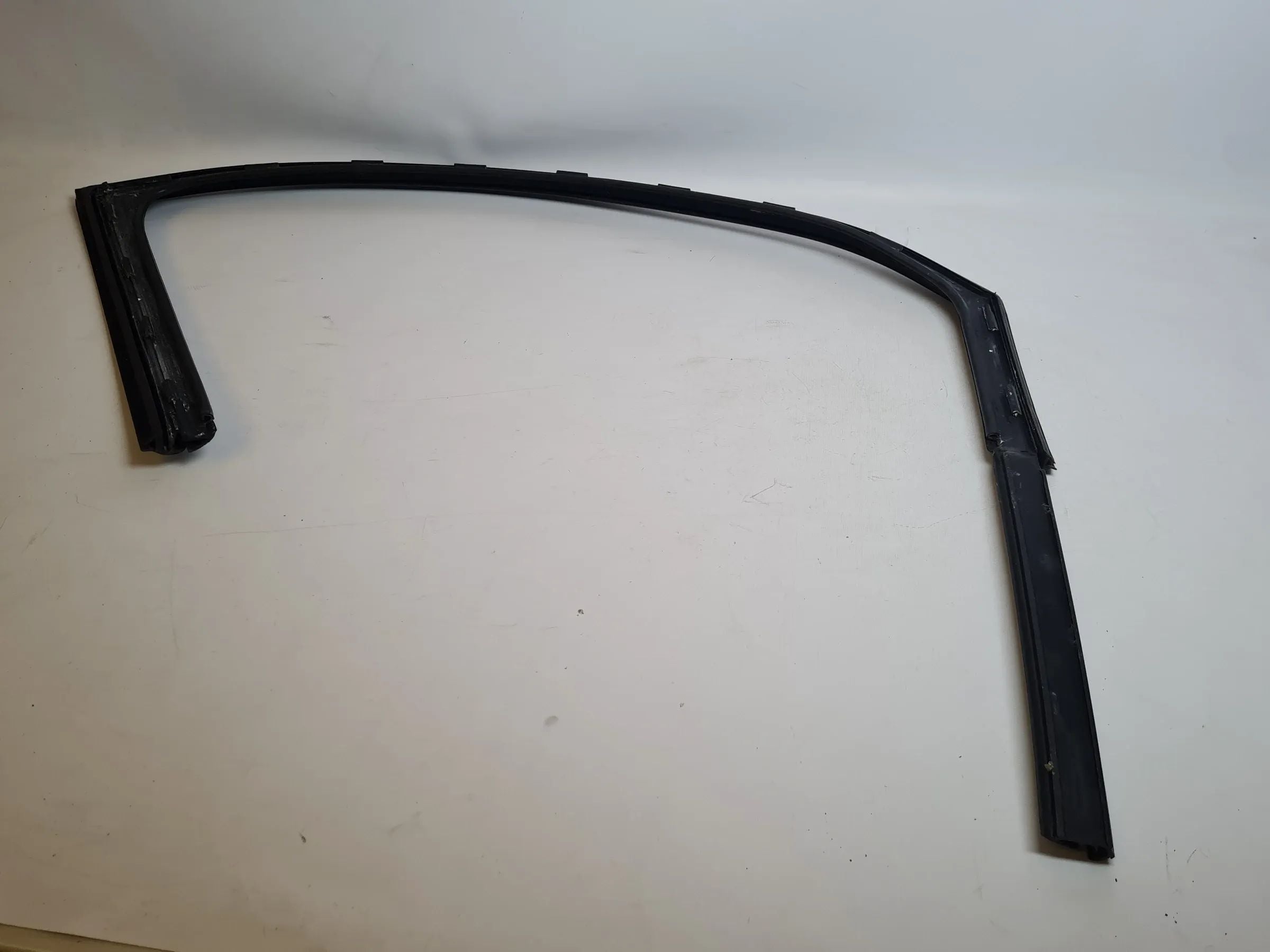 Seat Ibiza IV (6J5/6P1) Fensterführung Leiste Vorne Links 6J4837431FD