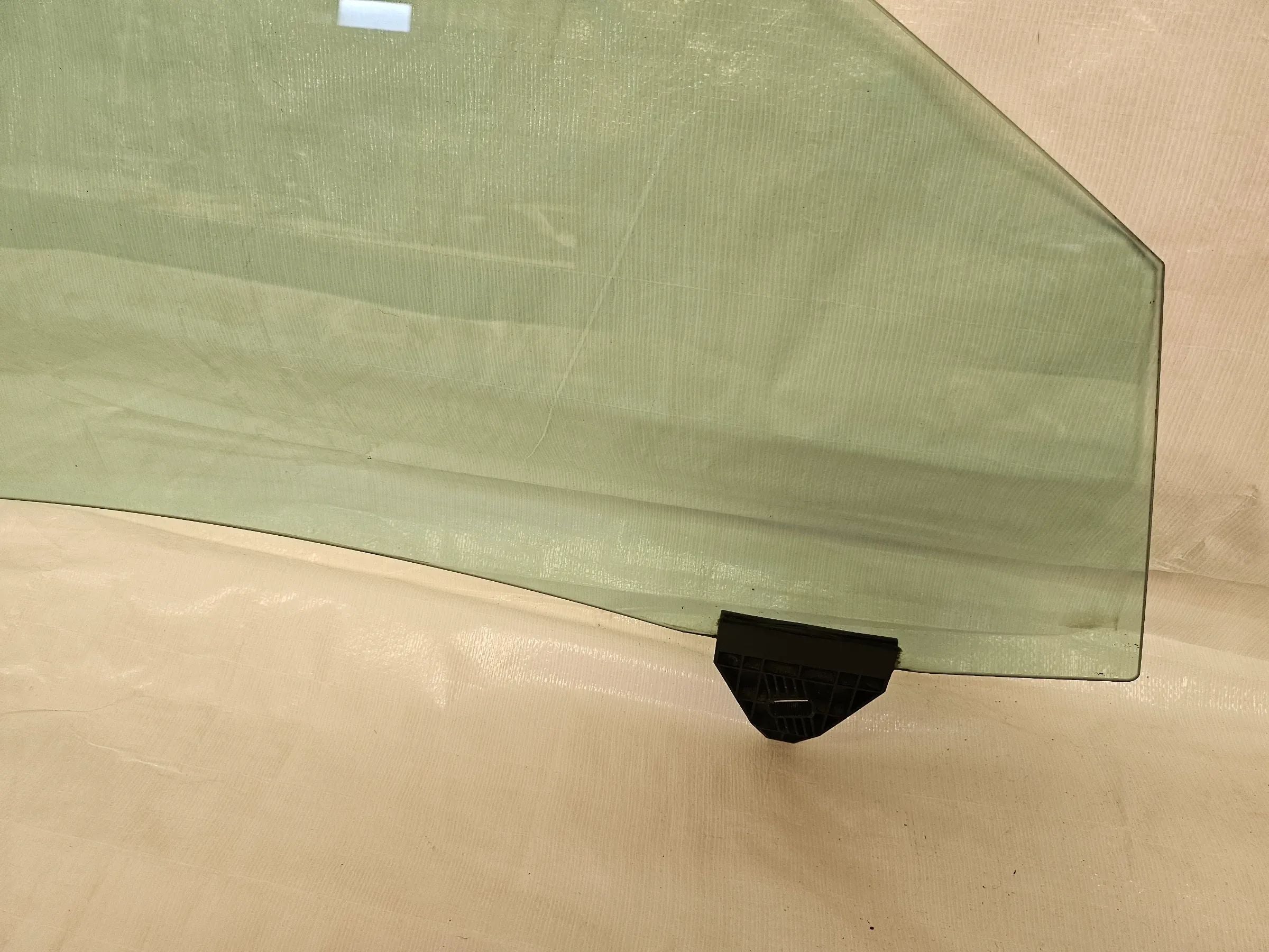 Original Audi A4 (8E/B6/B7) Fensterscheibe Glas Rechts Vorne DOT-27M24100AS2