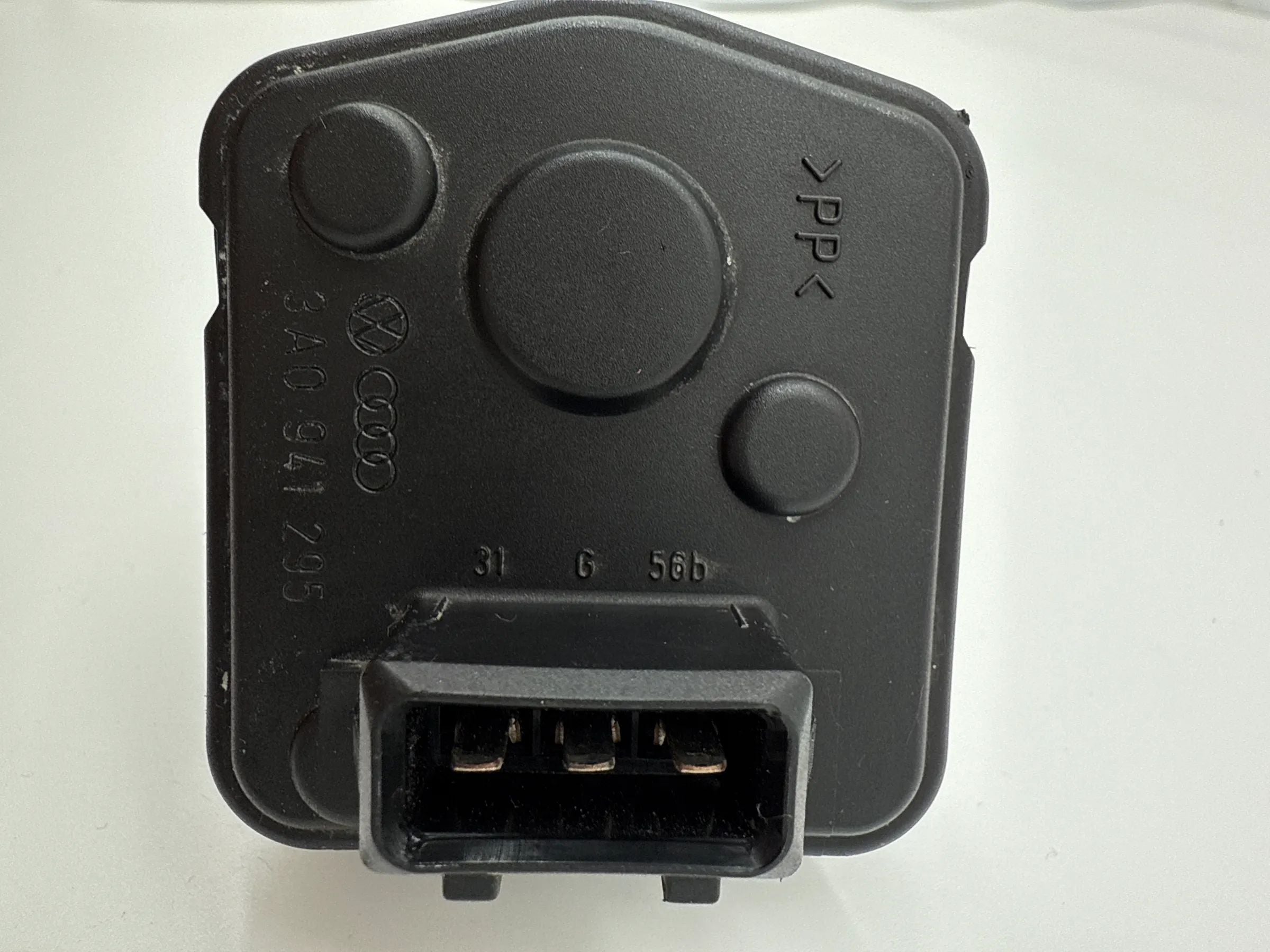 VW Passat 3A 3B headlight LWR actuator headlight range 3A0941295 007282-01 