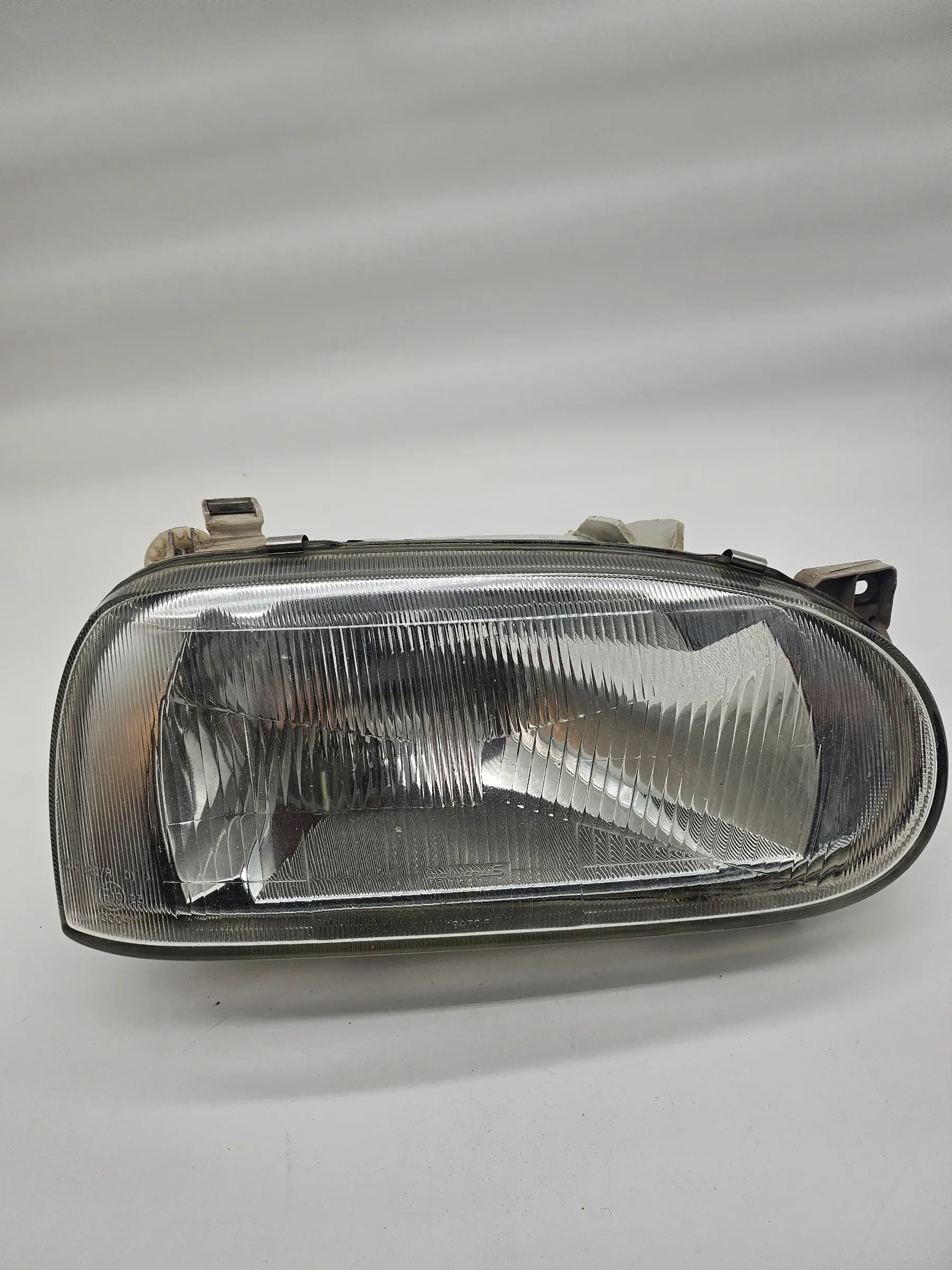 VW Golf 3 1H headlight headlight main headlight right 18474R 