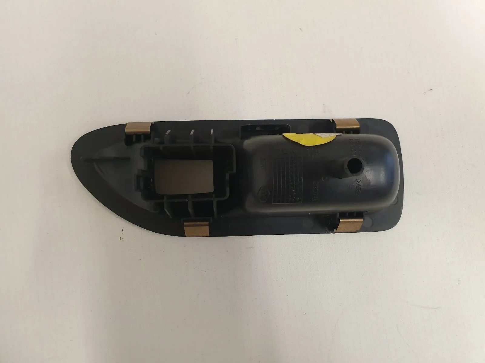 เรโนลต์ ลากูน่า II (BG0/1_) 1.8 16V แผงกันชนหลังซ้าย 8200016013 สภาพดี