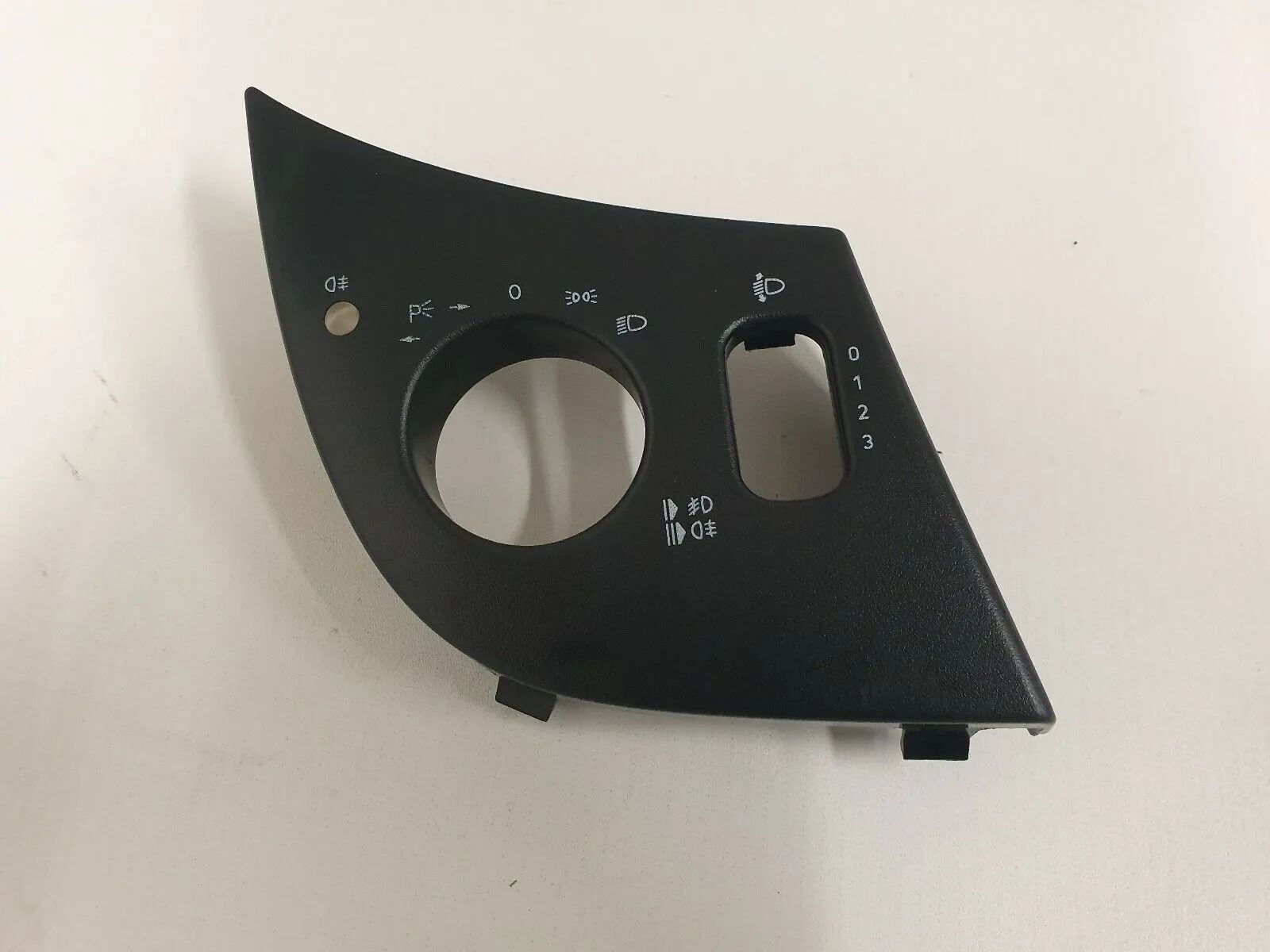 Rivestimento cruscotto sinistro 1685450191 MERCEDES A-KLASSE (W168) K18