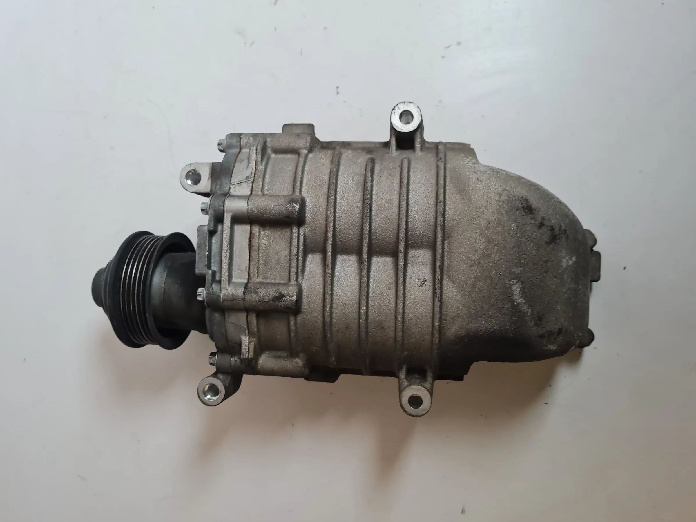 ต้นฉบับ Mercedes C-Klasse CL203 คอมเพรสเซอร์ M111.955 A1110901080