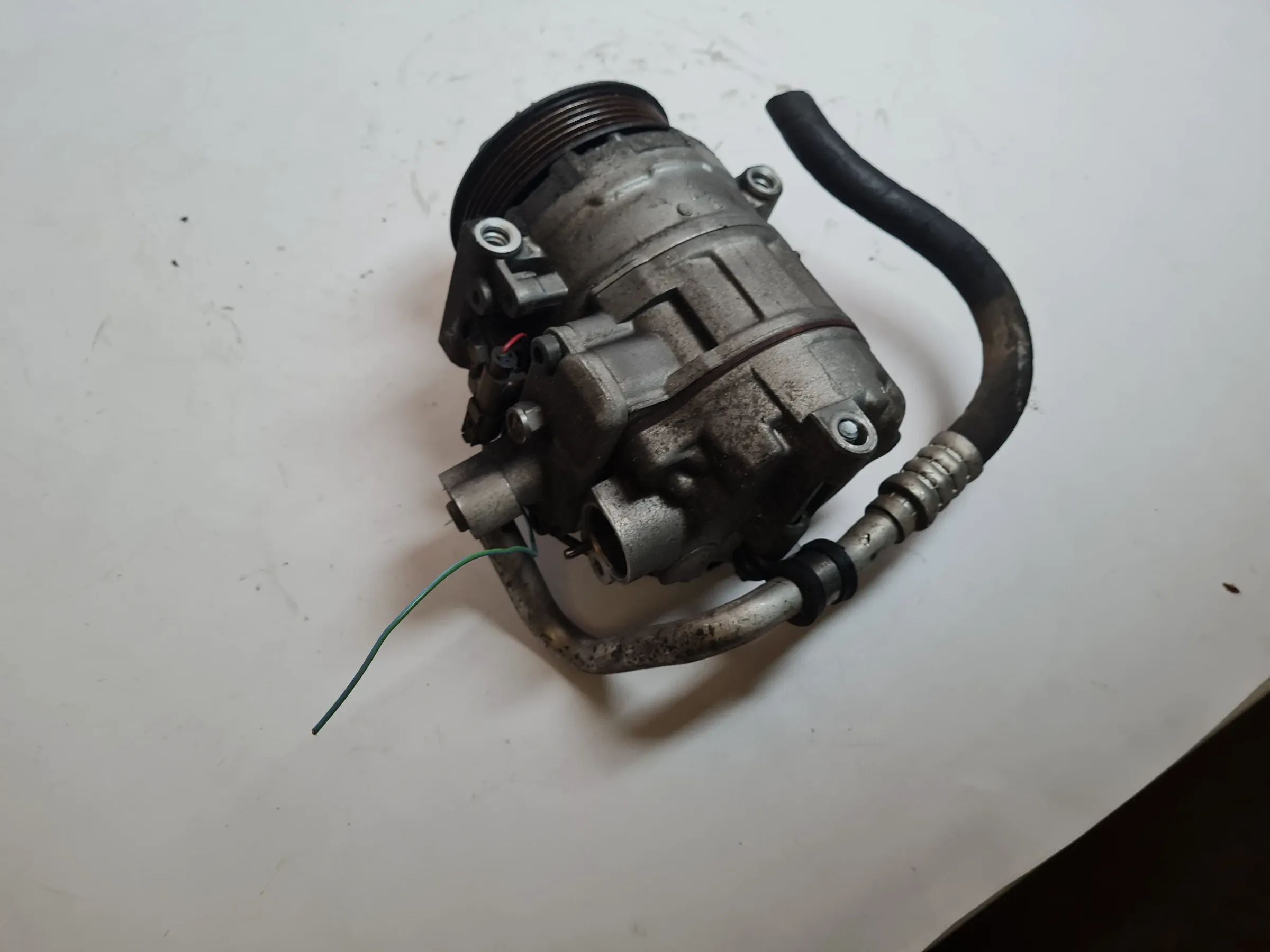 เครื่องอัดอากาศแอร์แท้สำหรับ Mercedes C-Klasse CL203 M111.955 A0002306511