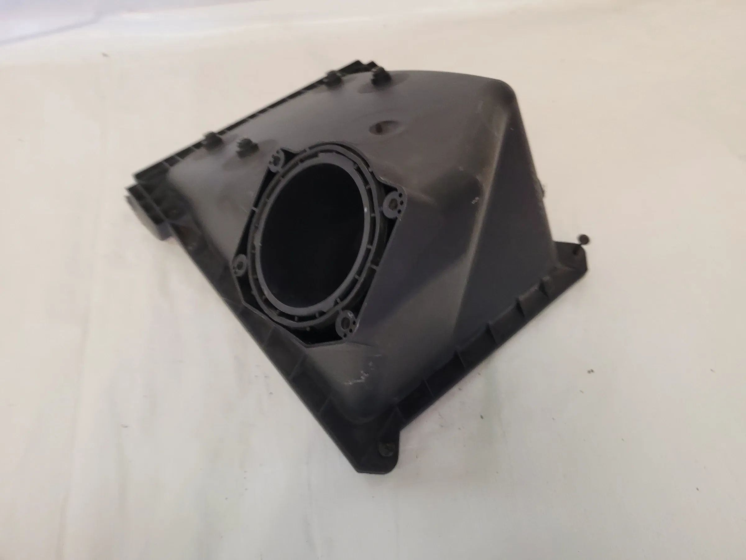 Original Audi A4 8E/B6/B7 Luftfilterkasten Teil 06B133837AG