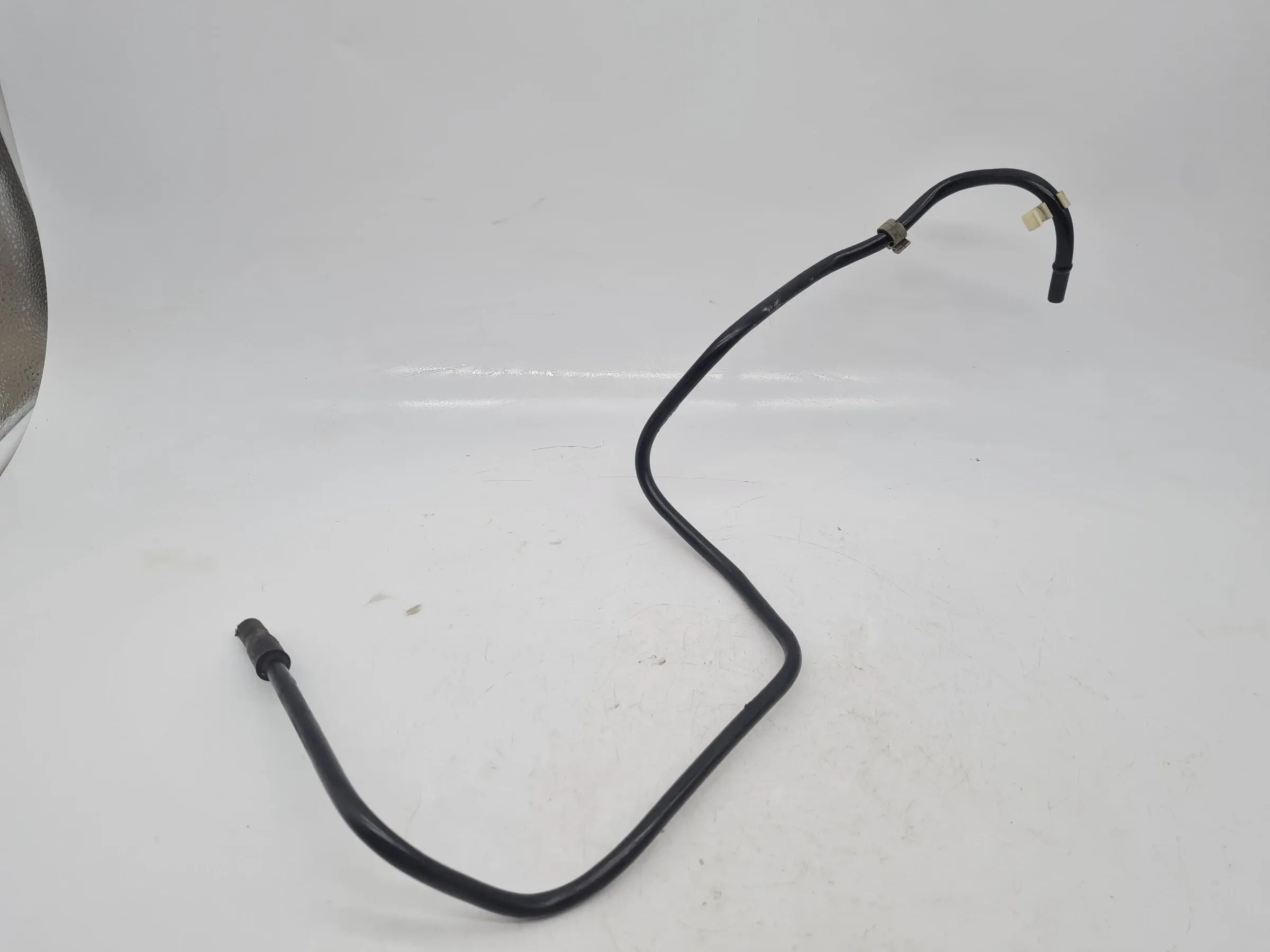 Original Mercedes C-Klasse CL203 アンダープレッシャーホース M111.951