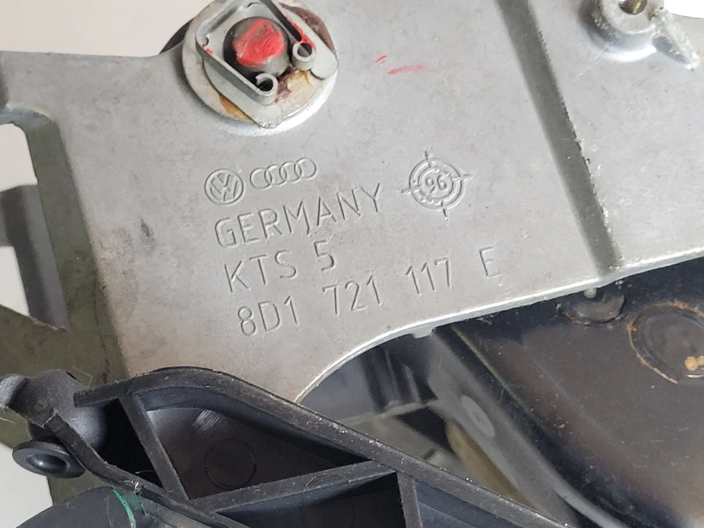 Audi A4 B5 Pedalerie / Pedal-Satz 8D1721117E Original