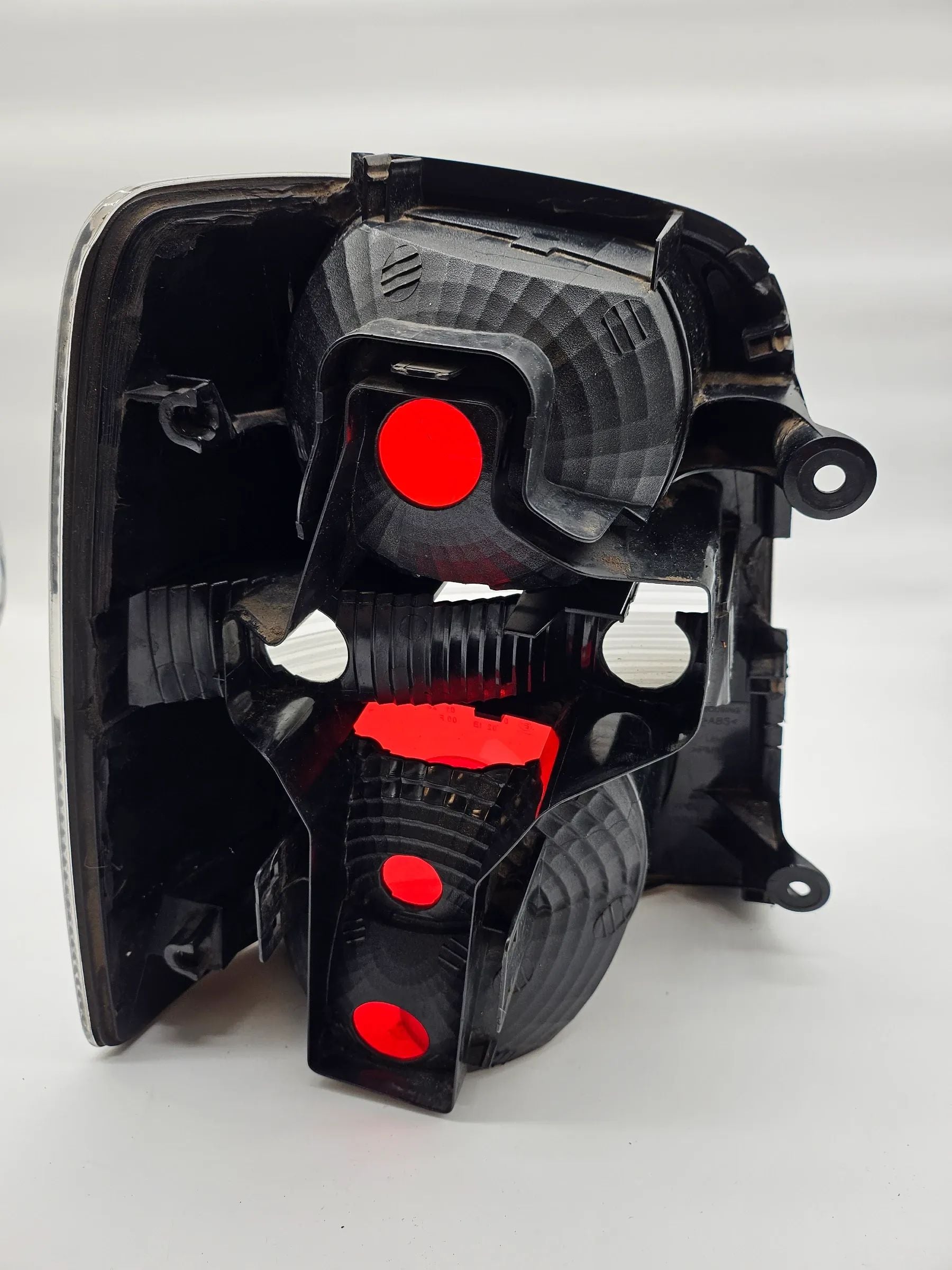 original Hella Rückleuchte rechts VW Touran (1T1, 1T2) 1T0945096 schwarz