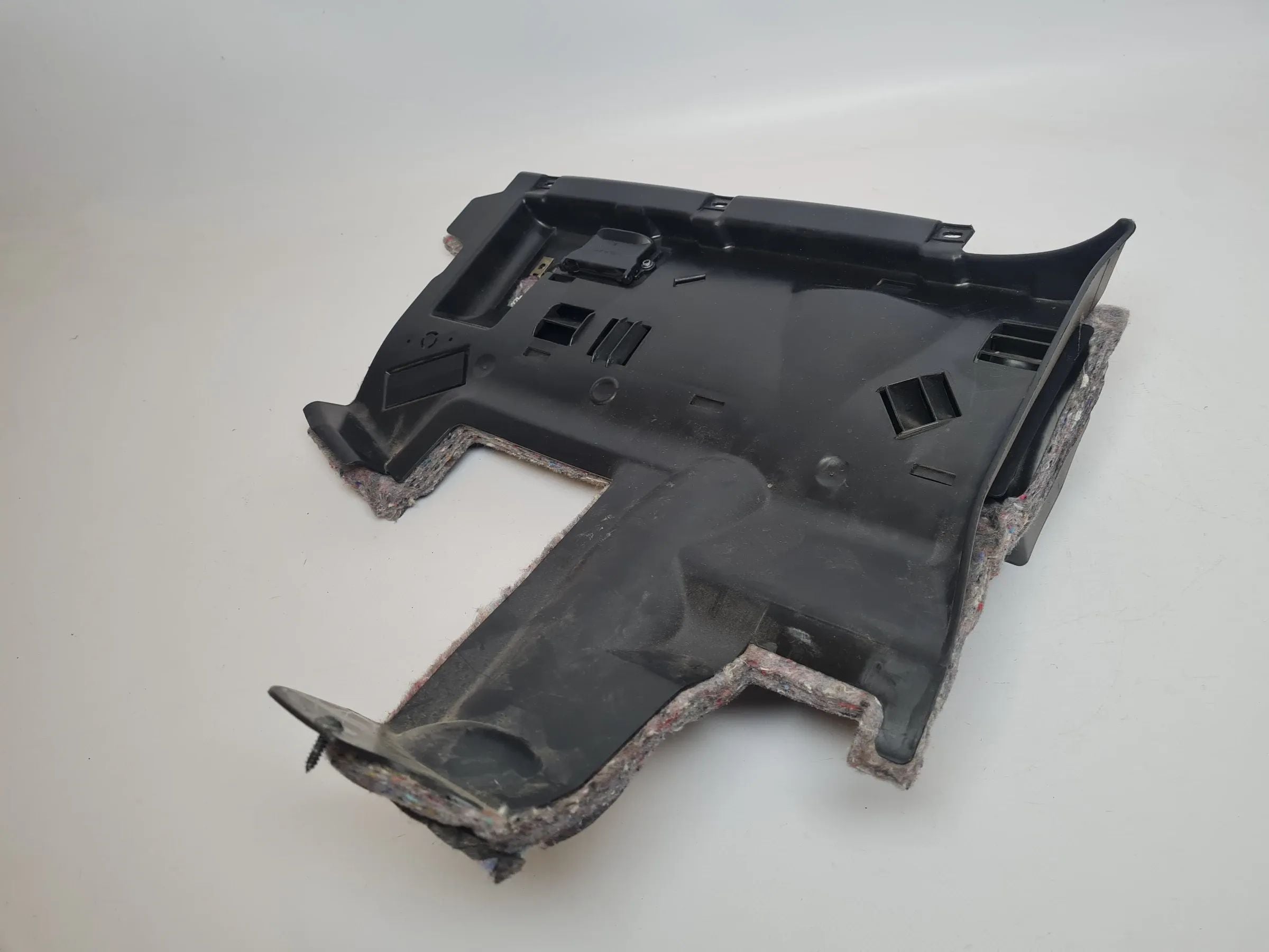 Original Mercedes-Benz C-Klasse (W203) Fußraumverkleidung Links, A2036804739