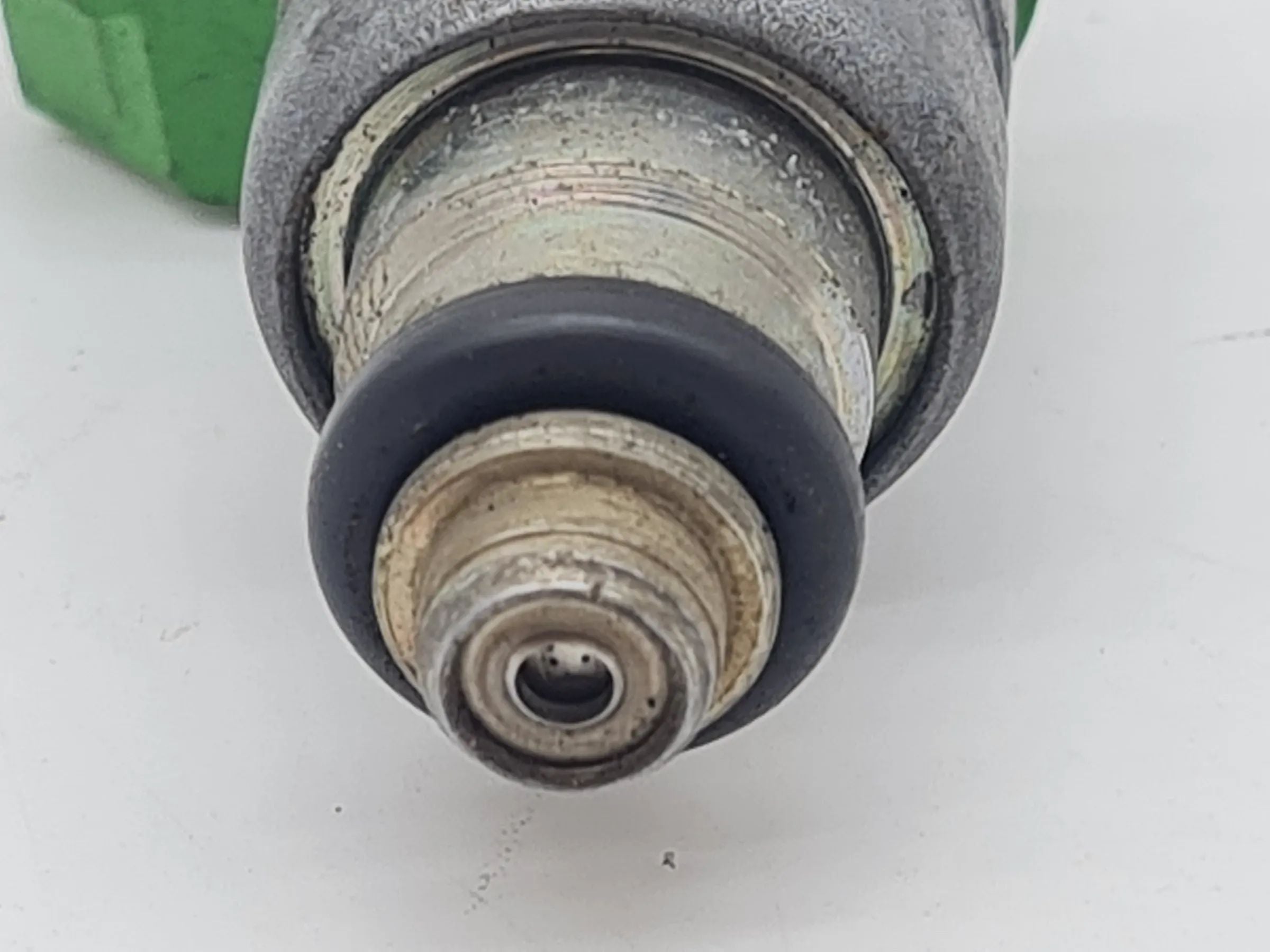 Original Audi A6 (4B2/4B4) 2.4 V6 121KW AGA Injektor Einspritzdüse, 078133551BB