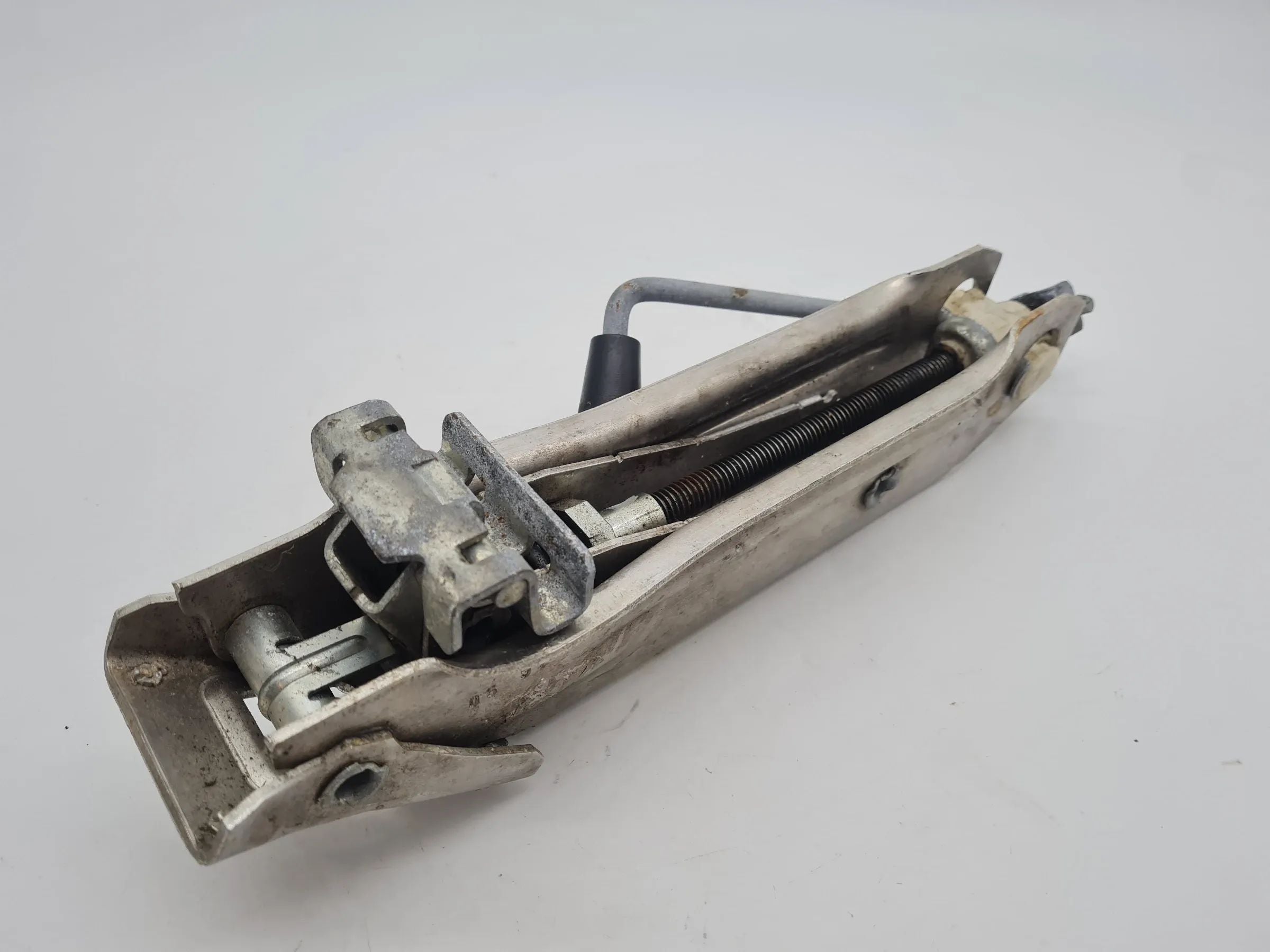 Original Audi A6 (4B2/4B4) Wagenheber Bordwerkzeug 8L0011031A