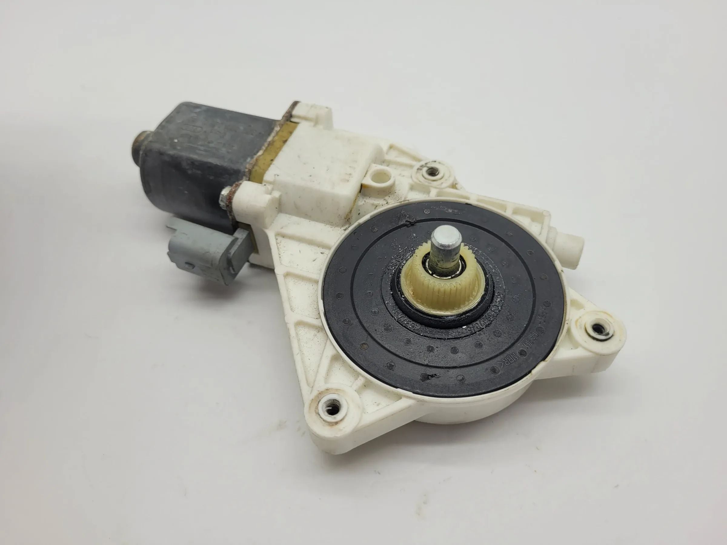 Original Nissan Micra III 3 (K12) Fensterhebermotor Links Vorne 0130822202
