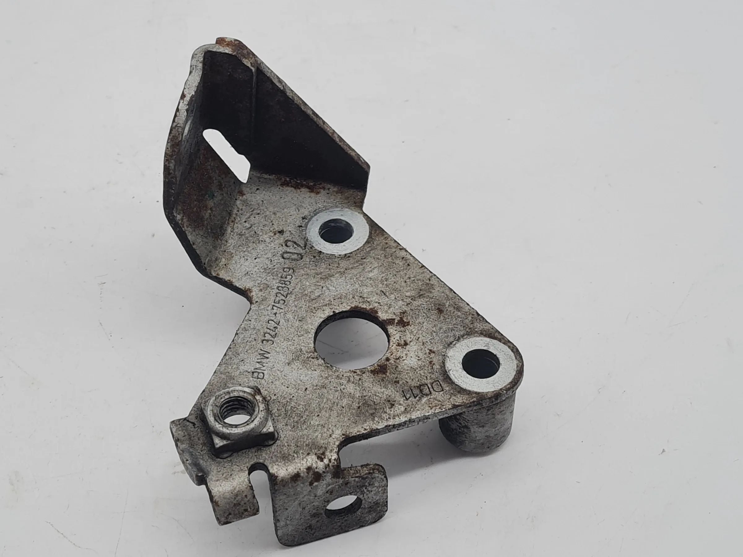 Original BMW 5er E60/E61 Halter Halterung Servopumpe 6766190