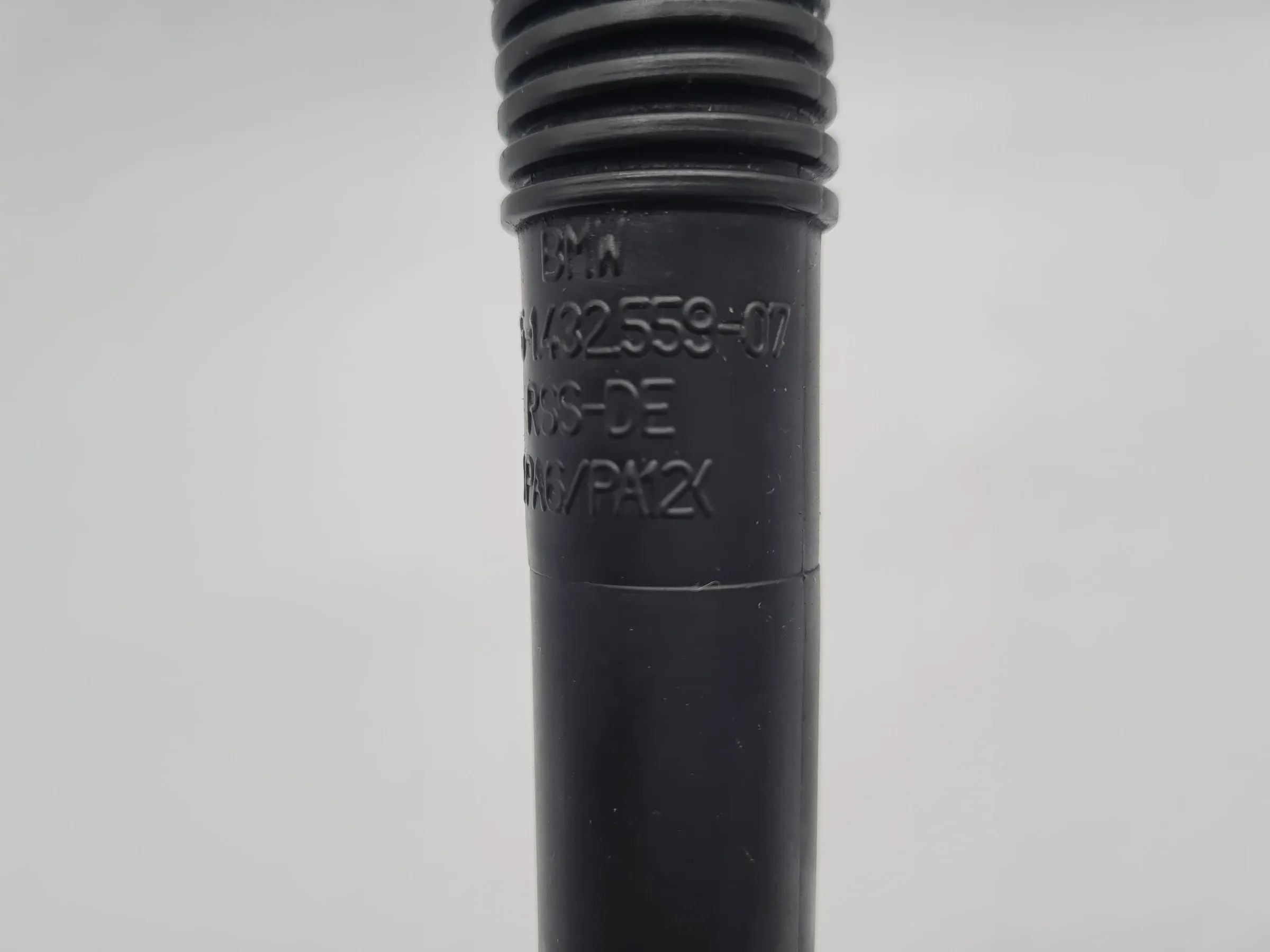 Original BMW E46/E39/E60/M52/M54 Entlüftungsschlauch 11.15-1432559-07