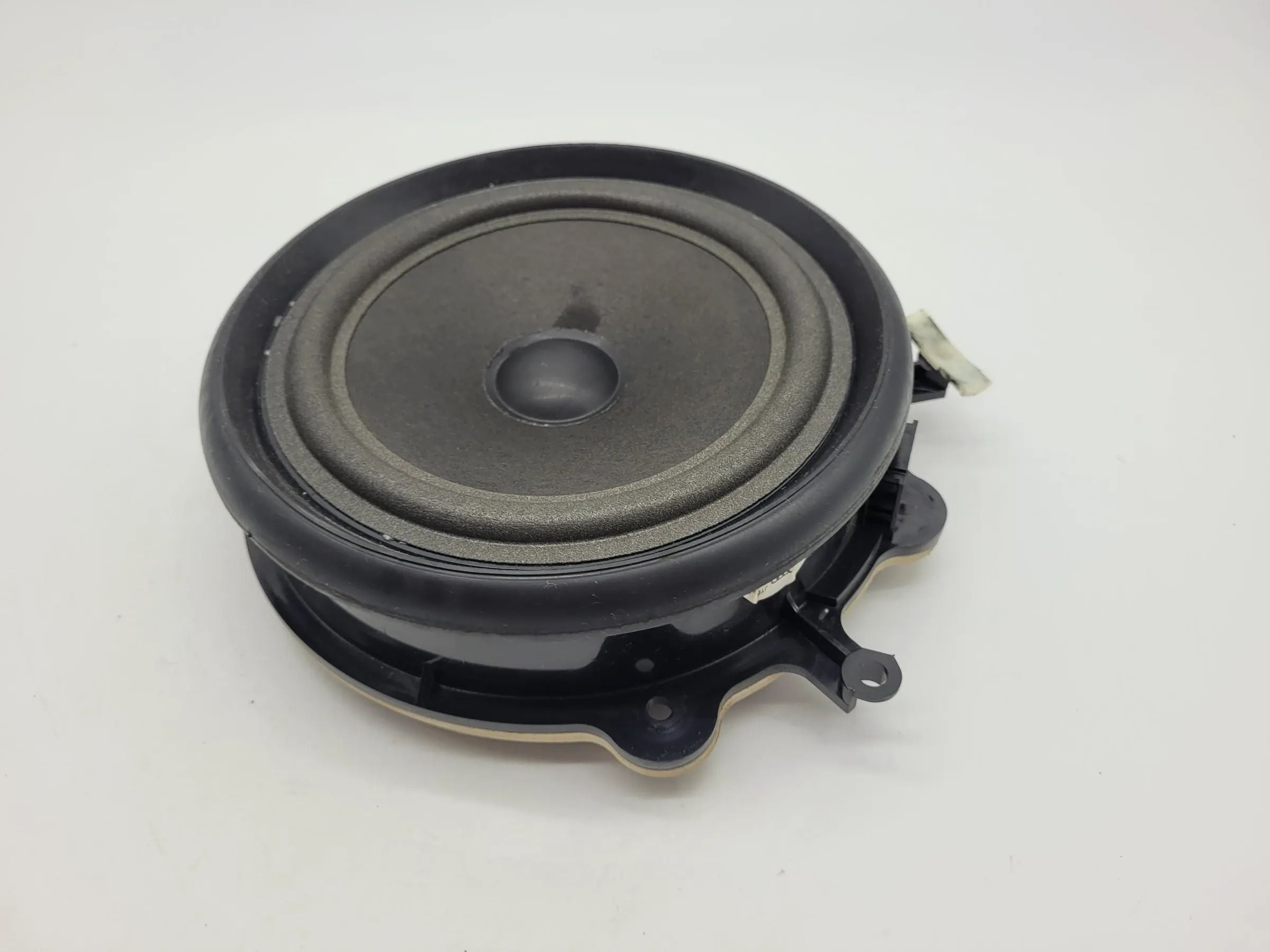 Original Audi A4 (S-Line) JTB Lautsprecher Box L/R Vorne/Hinten 8E0035411