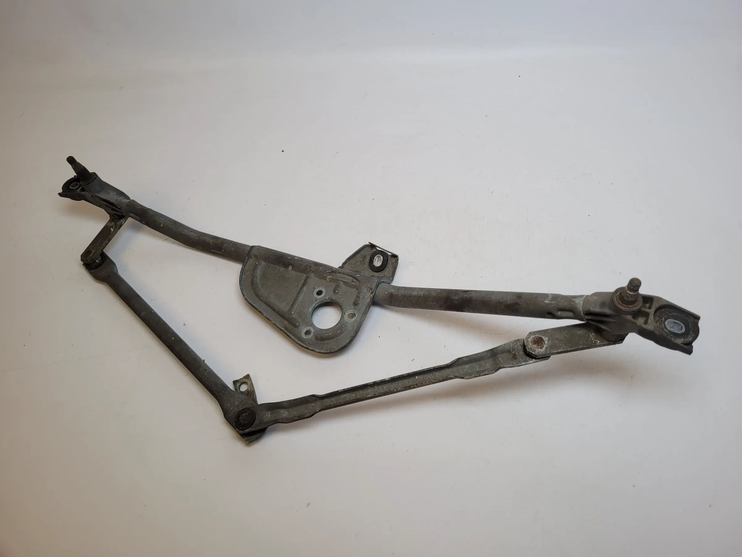 Original Audi A6 (4B2/4B4) Wischermotor Gestänge Vorne (4B1955113)