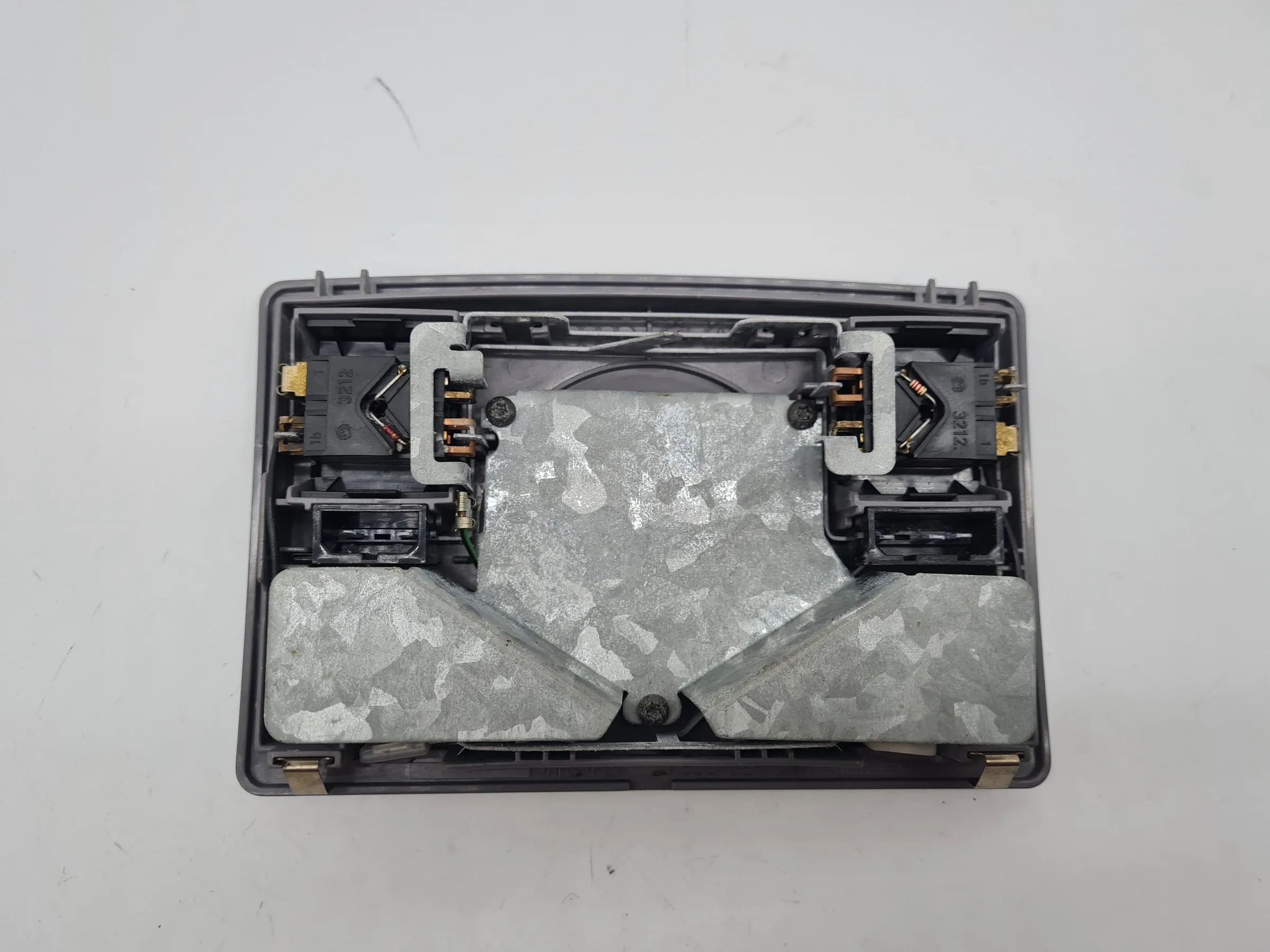 Original Audi A6 (4B2/4B4) Innenraumleuchte Leselampe Schalter 4B0947303