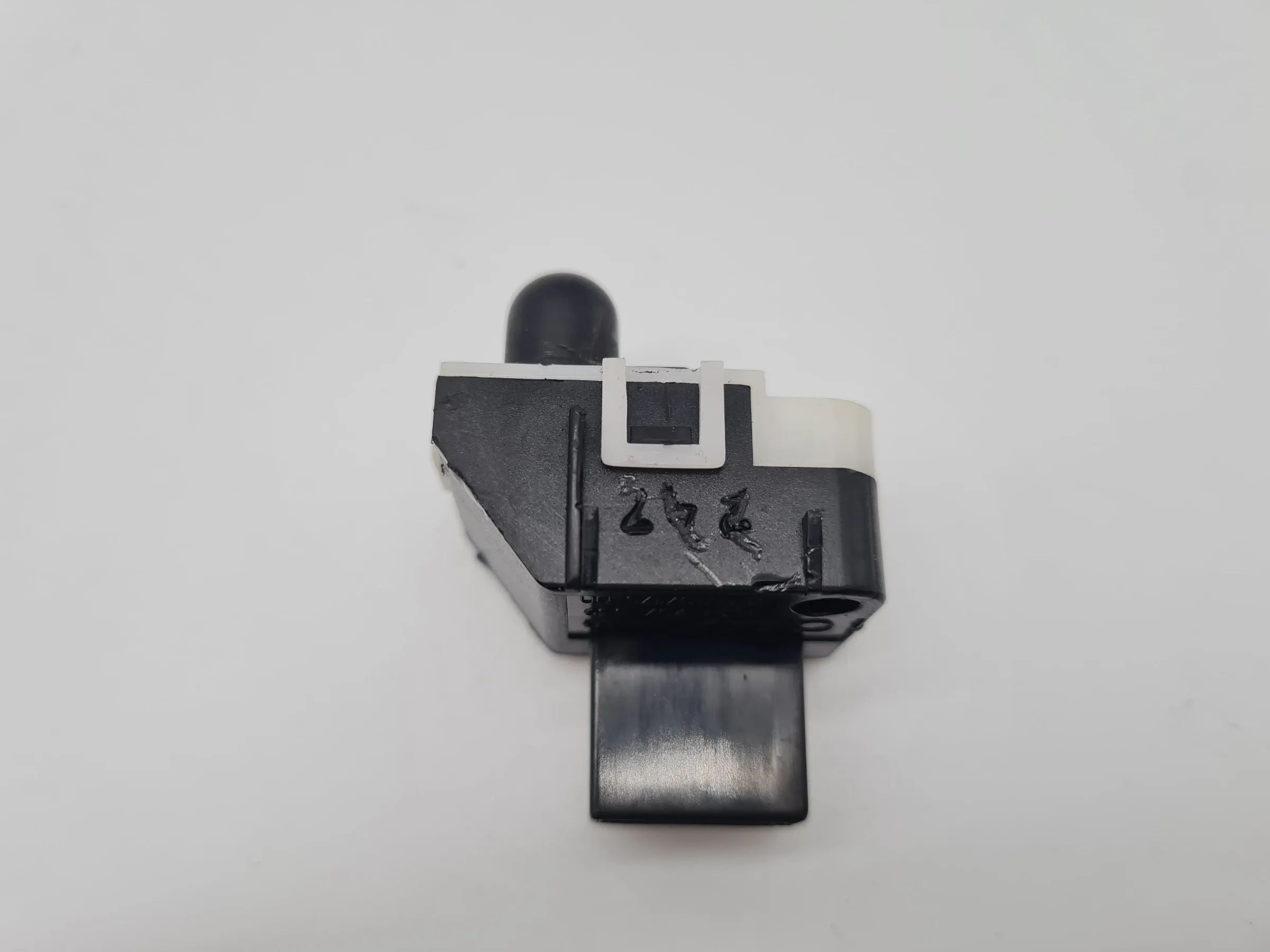 Original Audi A6 (4B2/4B4) Sonnensensor Temperaturfühler 4D0907539