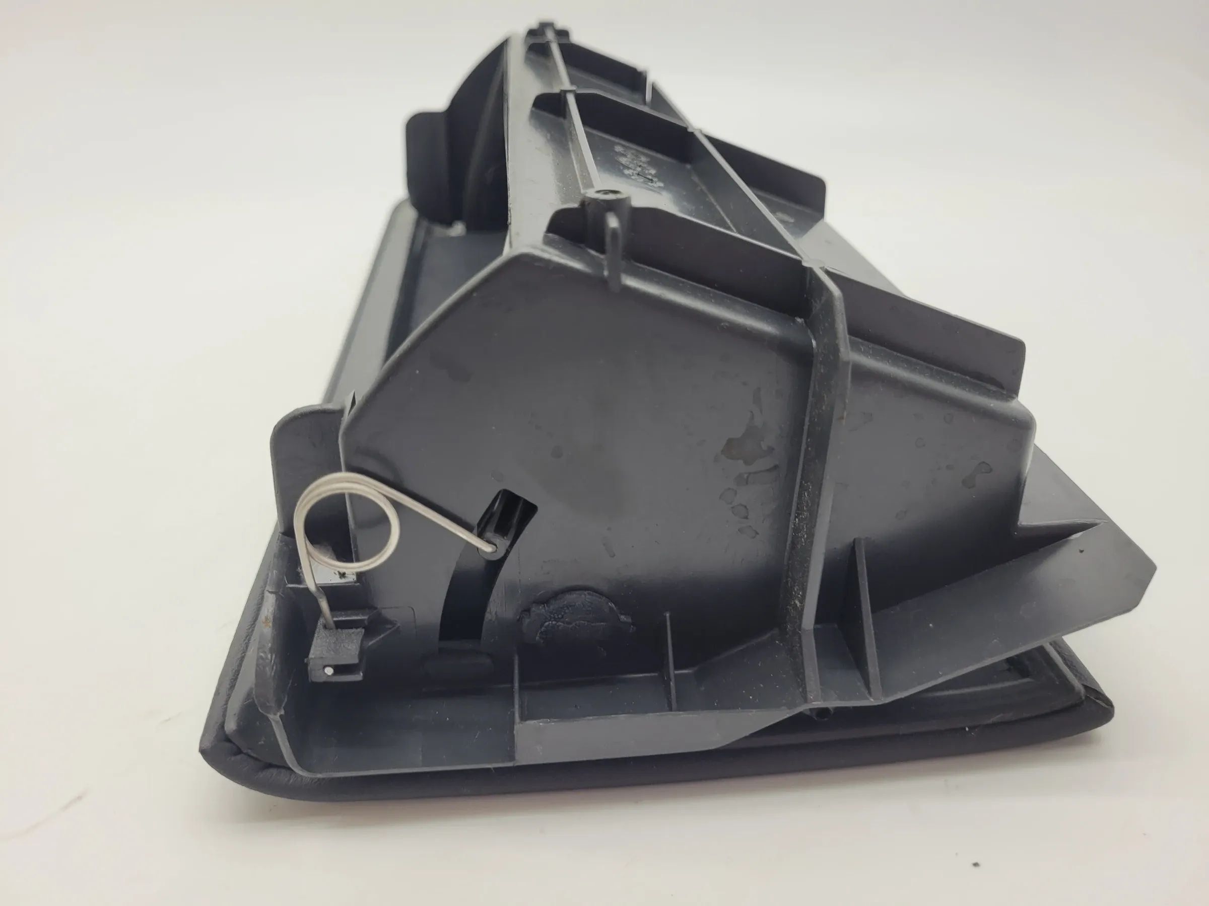 Original Audi A6 (4B2/4B4) Tür Ablagefach Ablage Staufach Hinten Links 4B0867305