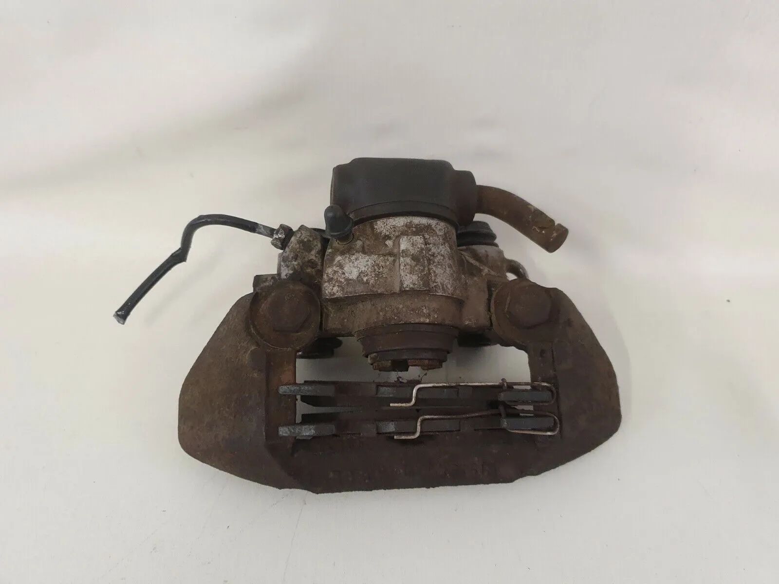 Pinza freno posteriore sinistra Peugeot 206 CC Cabrio 1.6 16V 80KW 331515 Nr.13125/E