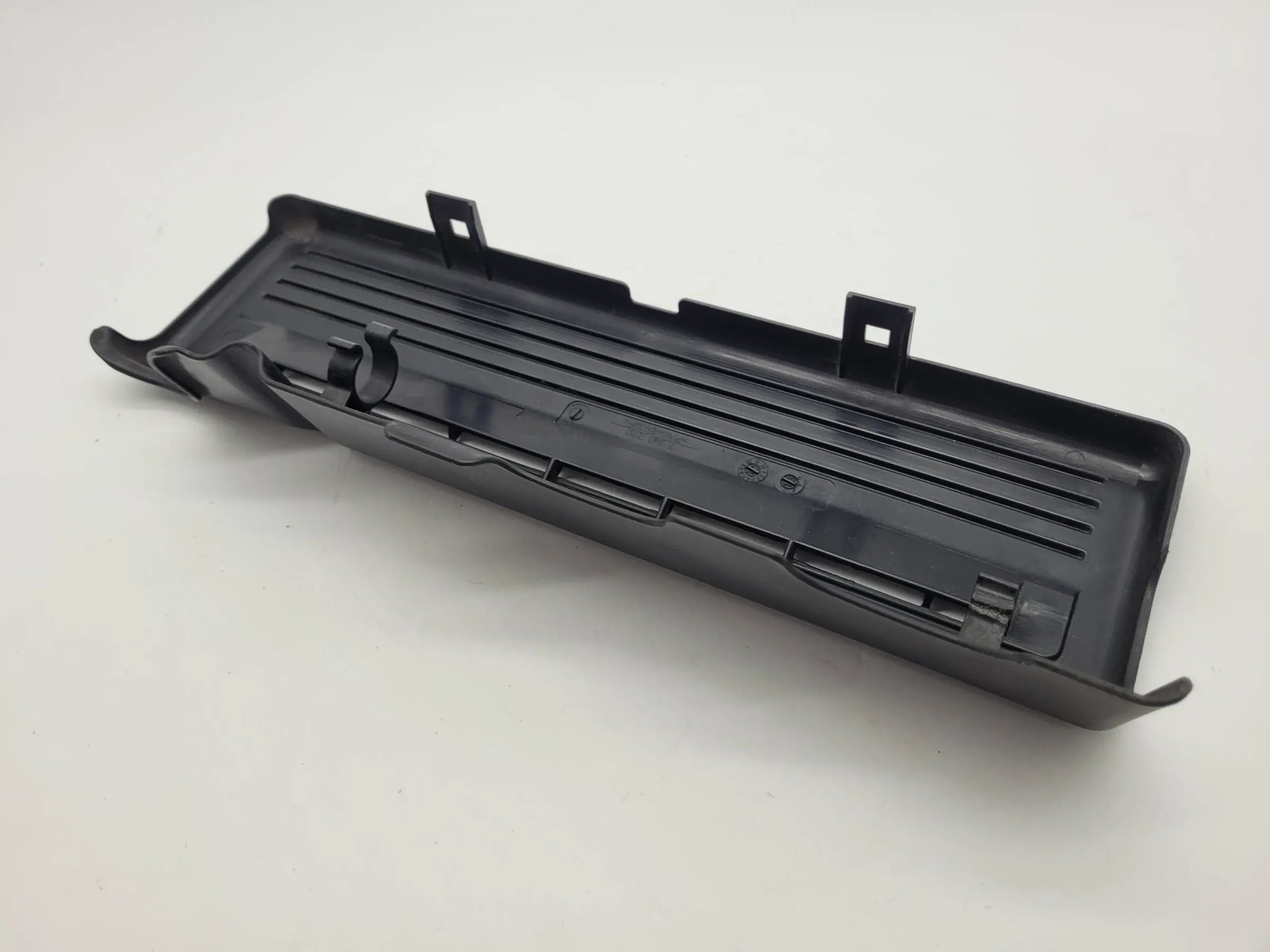 Original Mini One (R50/R53) Abdeckung Einspritzrohr Motor 7510290